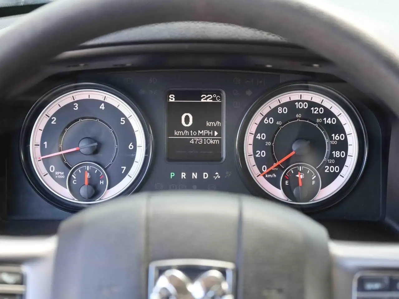 RAM 1500 снимка RAM 1500