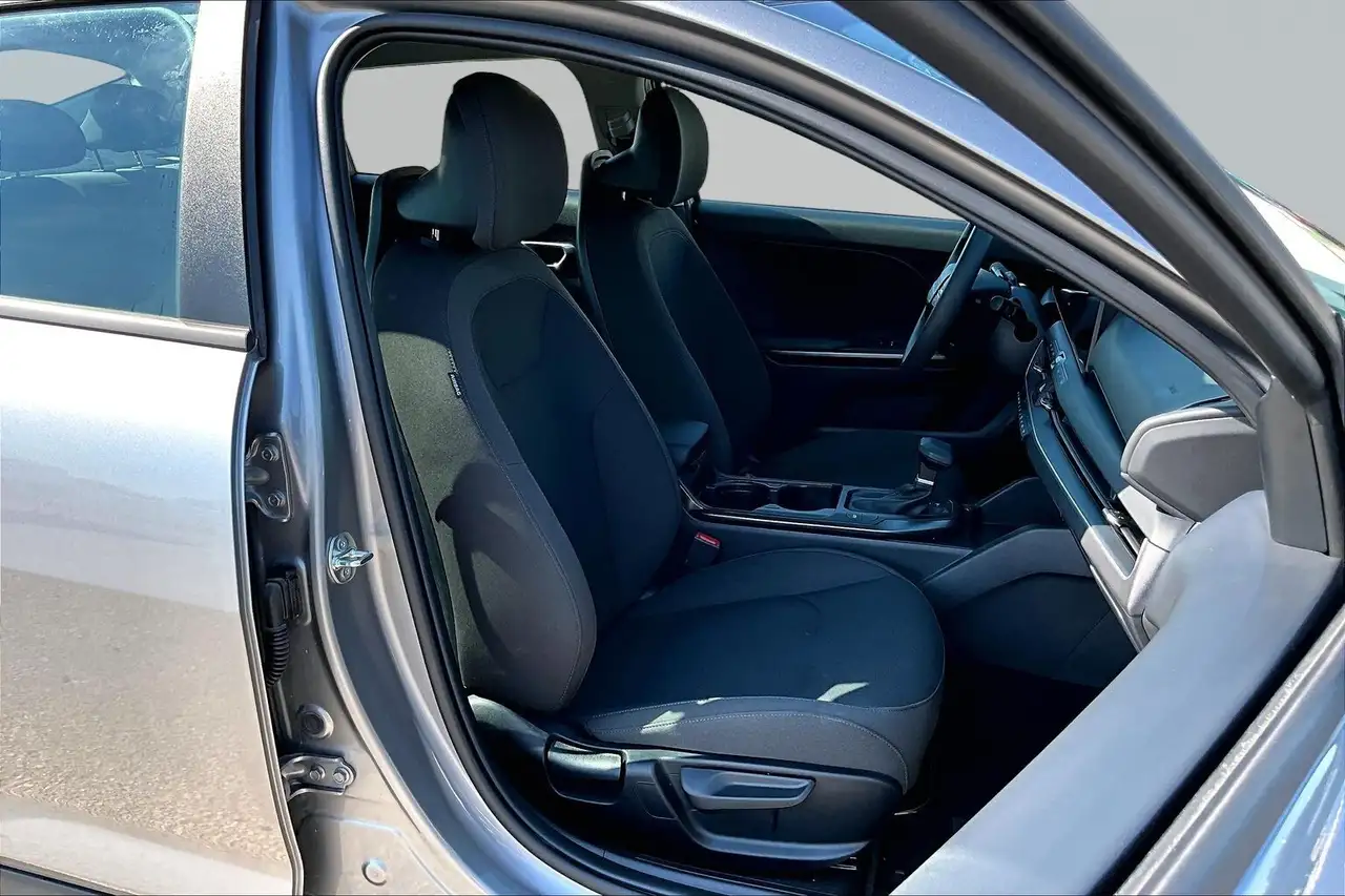 Kia K4 fotografie Kia K4