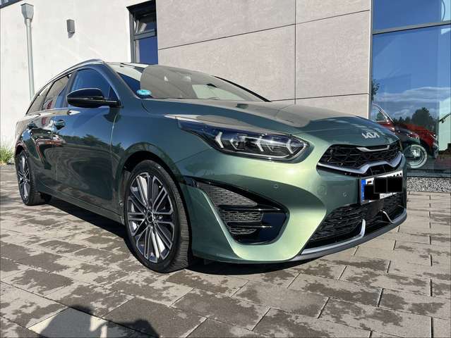 Kia Ceed SW / cee'd SW 1.5 T-GDI DCT7 OPF GT Line