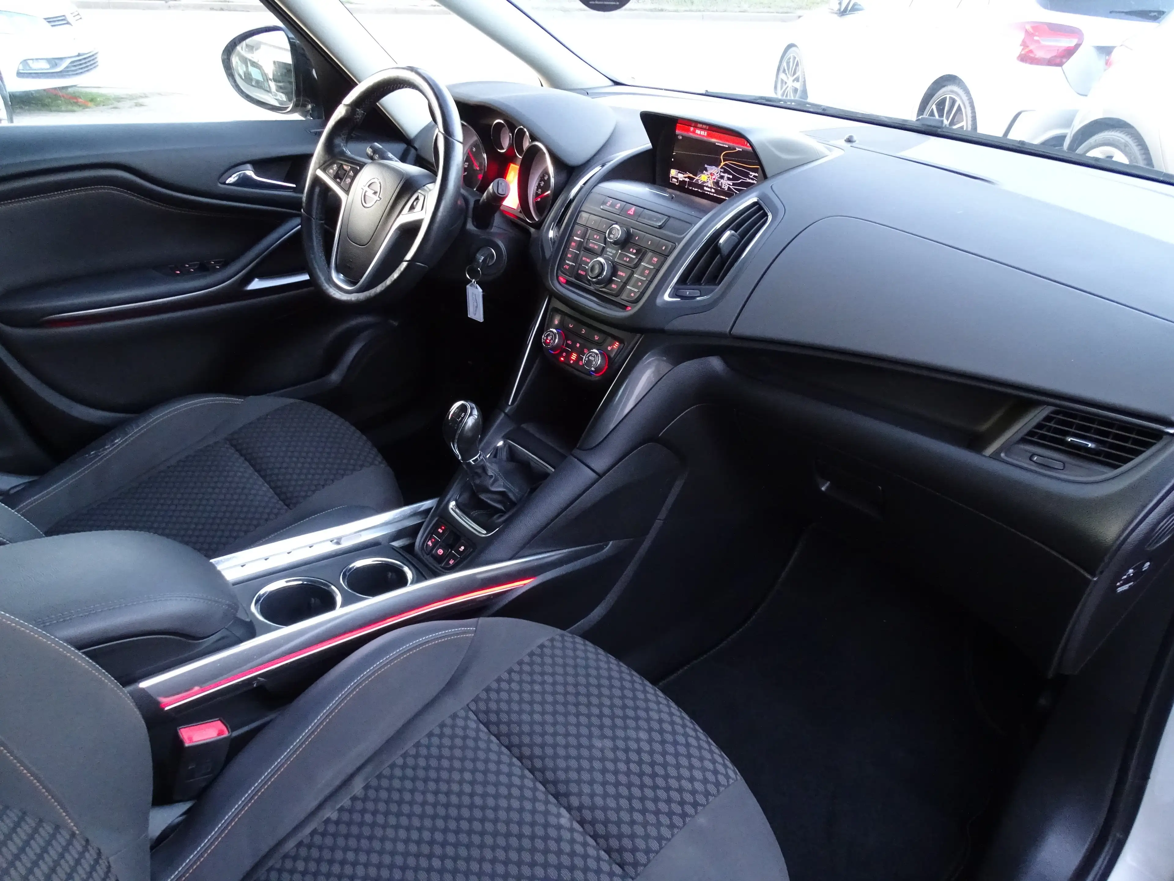 Opel Zafira Tourer 2.0 CDTI Innovation"KAMERA"XENON"LEDER"NAVI"EURO6d — photo 13