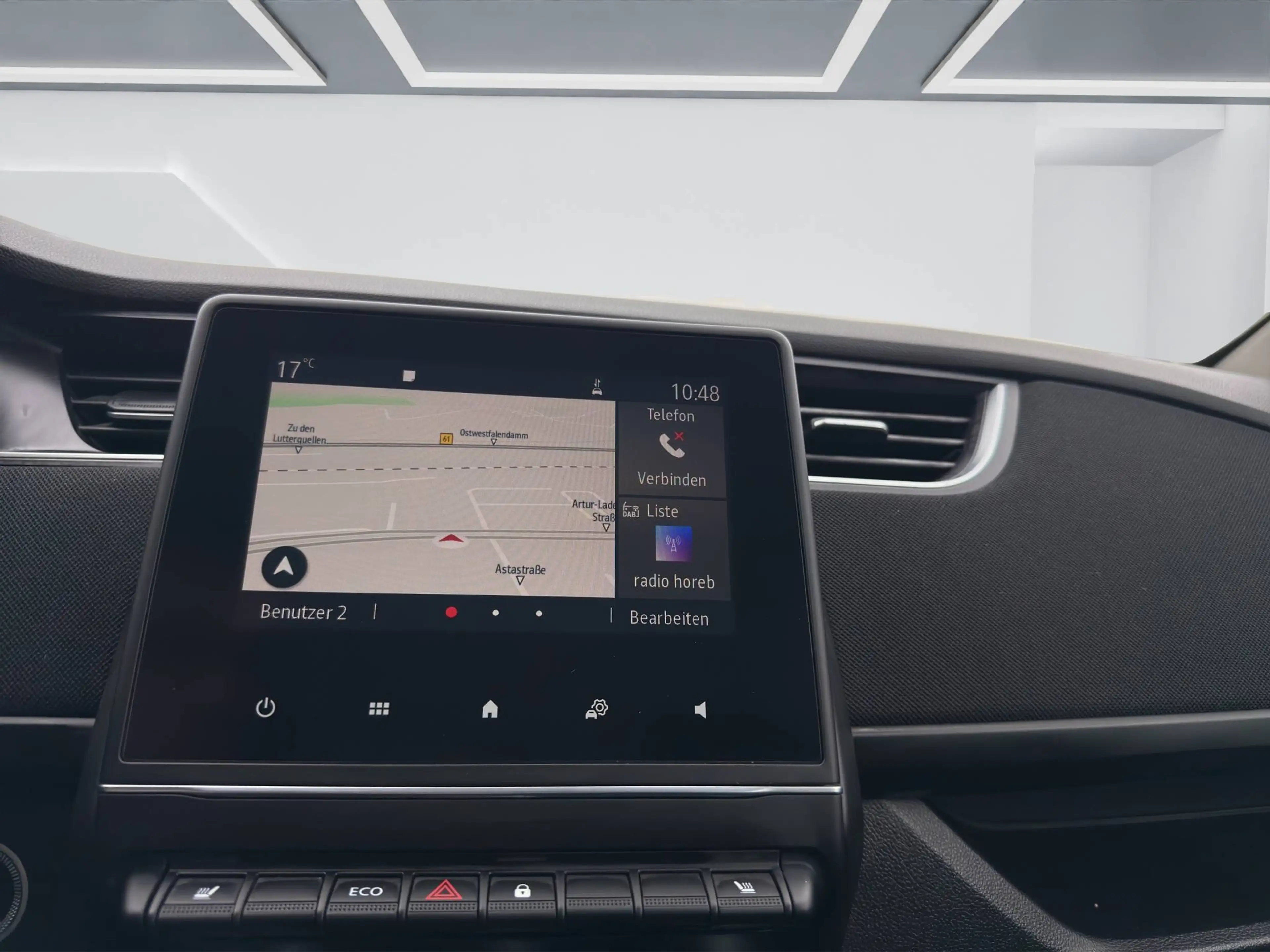 Renault ZOE Life — photo 15
