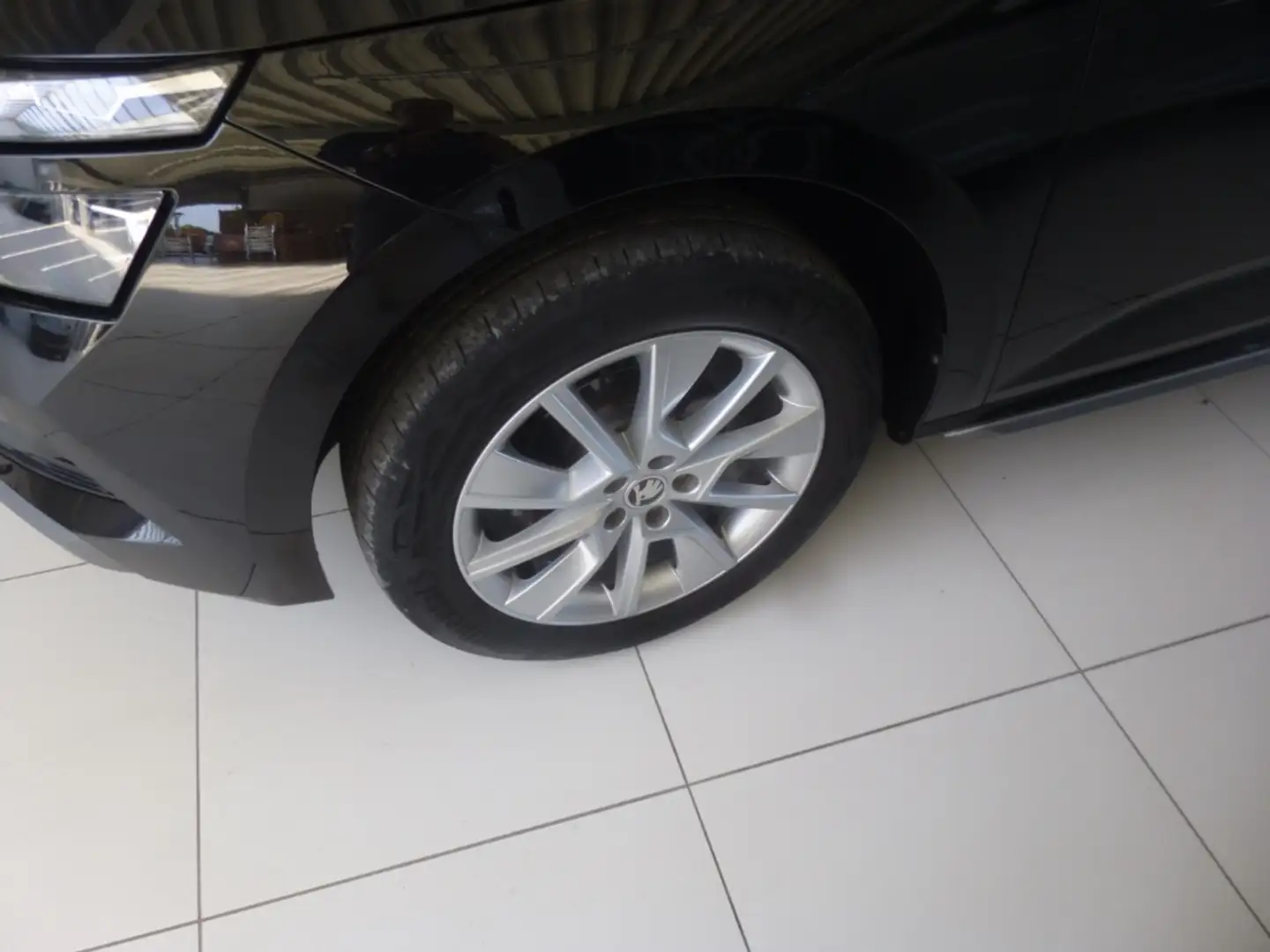 Skoda Kamiq Style 1.0 TSI EU6d-T Schwarz - 2