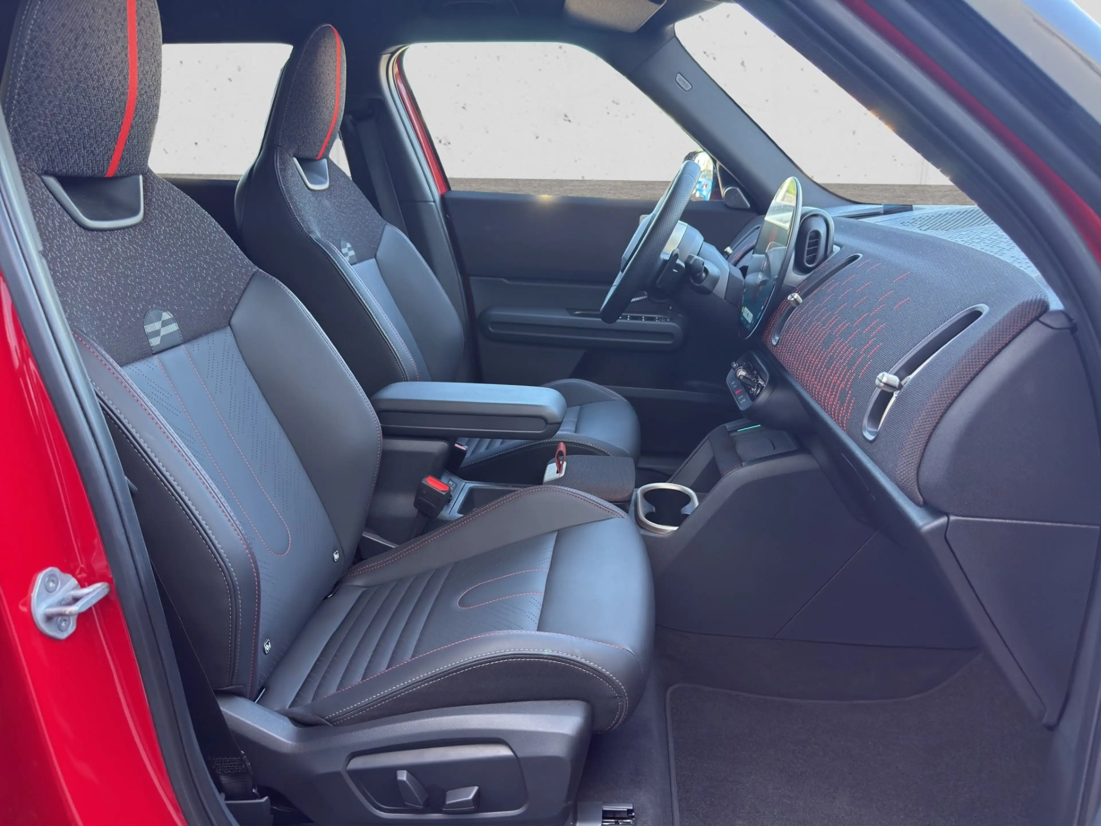 MINI Countryman D — photo 15