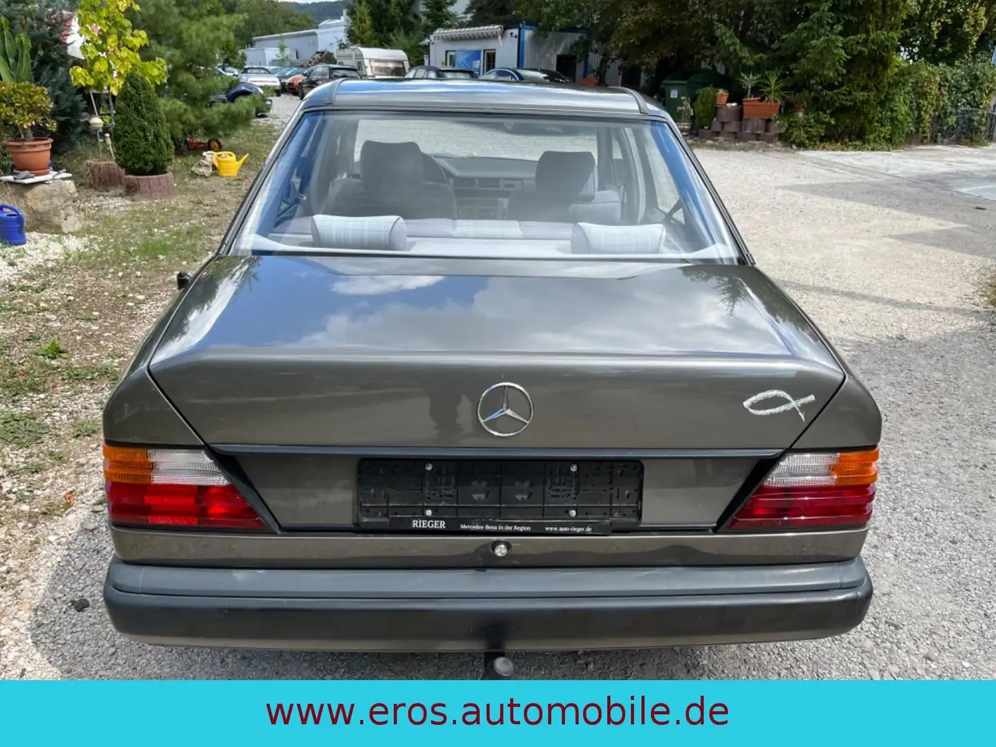 Mercedes-Benz E 230 Сірий - 2
