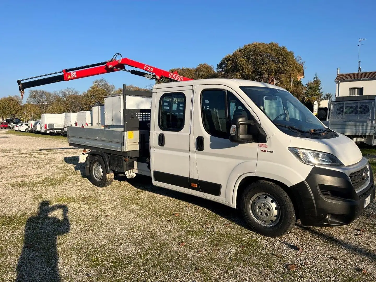 Fiat DUCATO MAXI 6+1 CASSONE GRU FASSI Weiß - 1