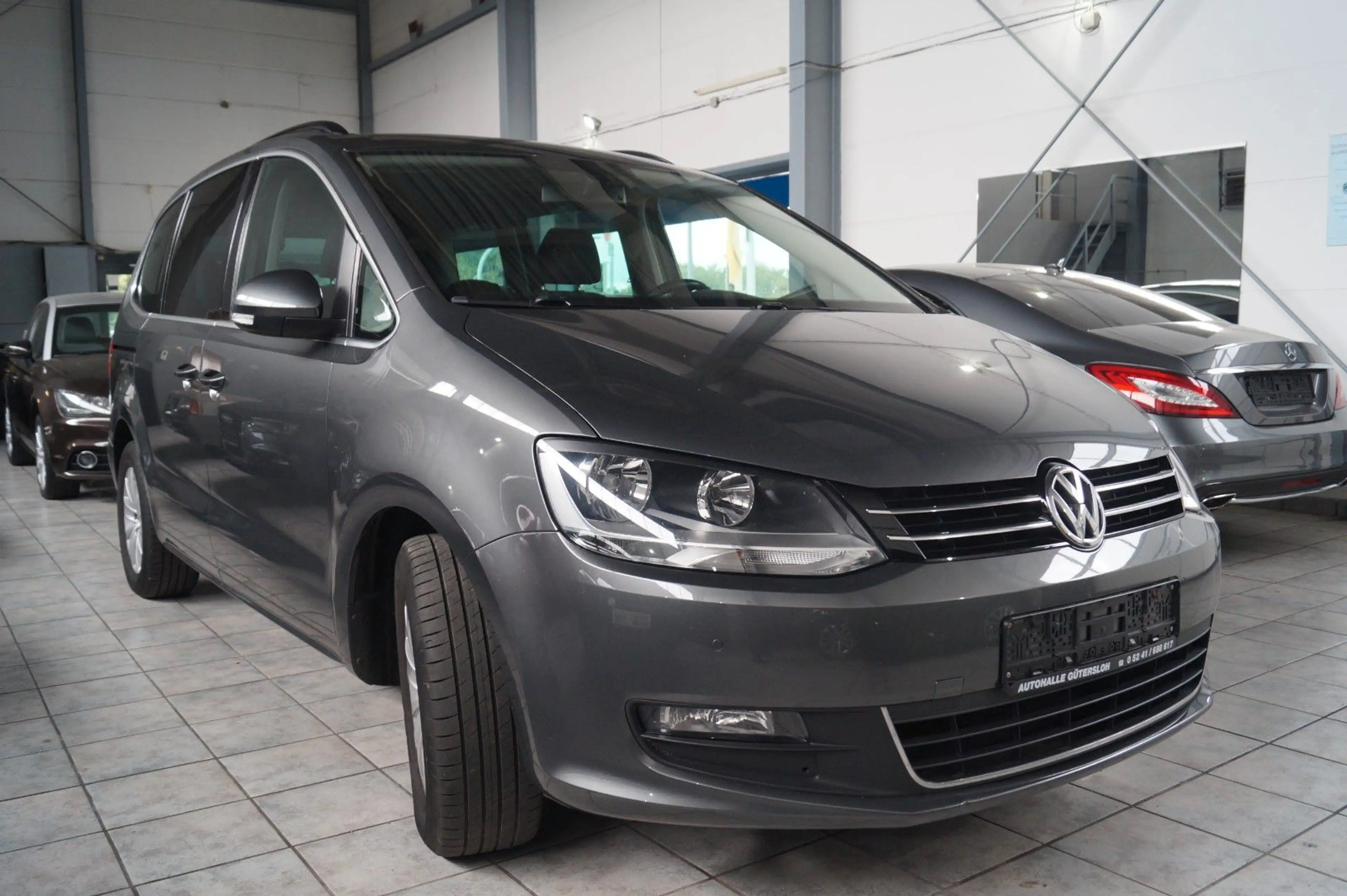 Volkswagen Sharan 2.0 TSI DSG Comfortline*7 SITZE*NAVI*PDC* — photo 3