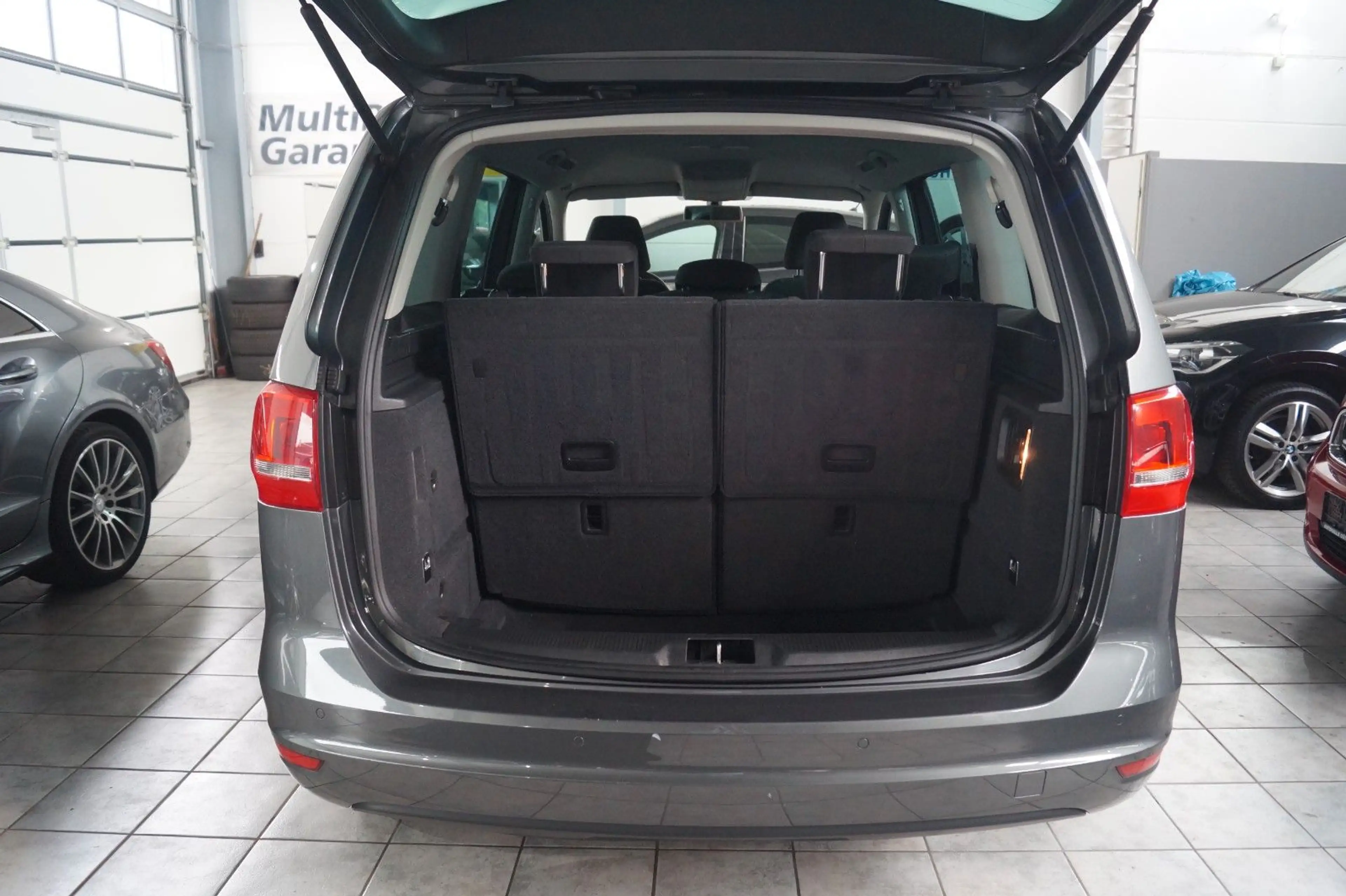 Volkswagen Sharan 2.0 TSI DSG Comfortline*7 SITZE*NAVI*PDC* — photo 8