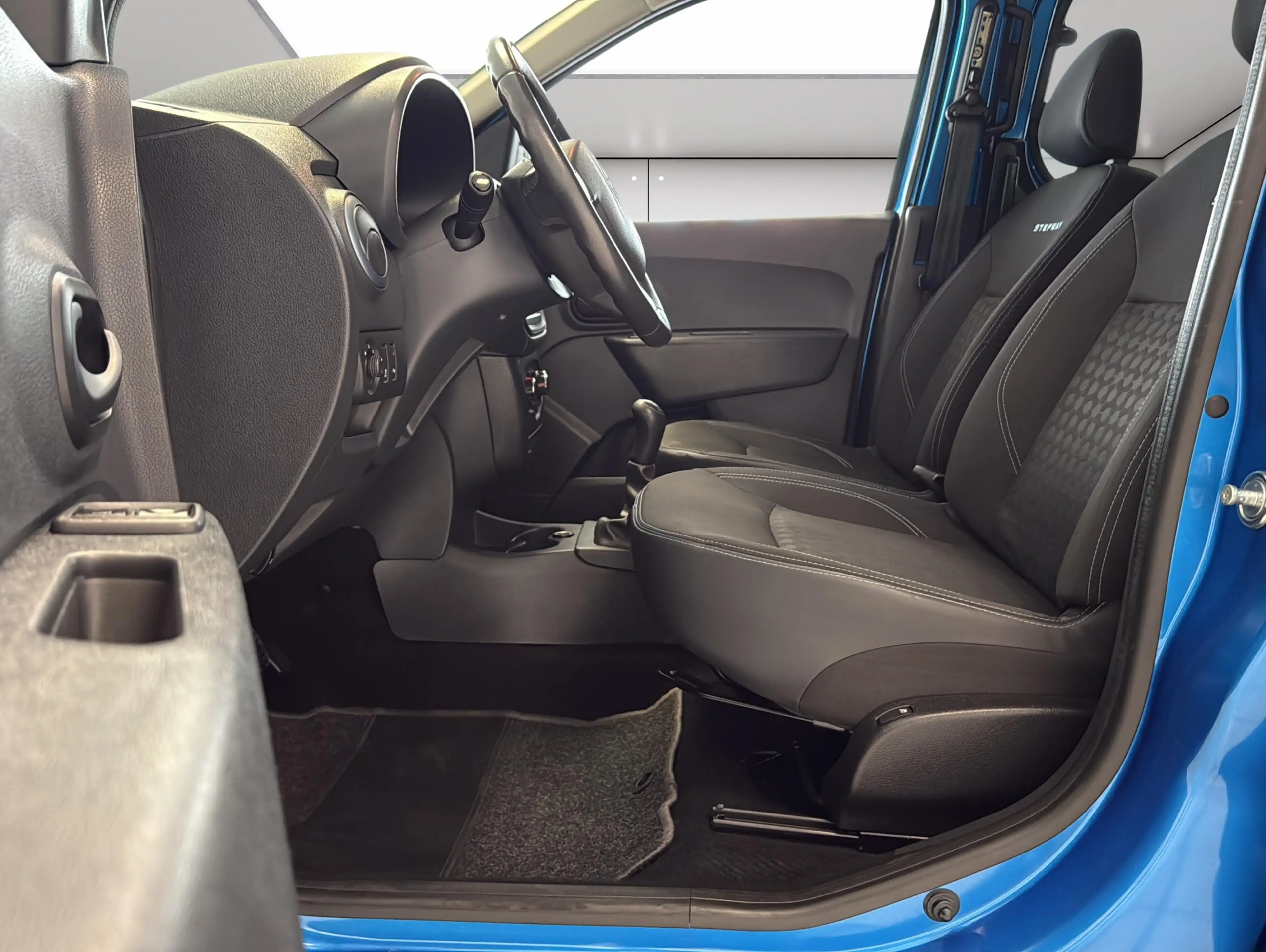 Dacia Dokker 1.2 Stepway|Navi|SHZ|Klima|Alufelgen| — photo 11