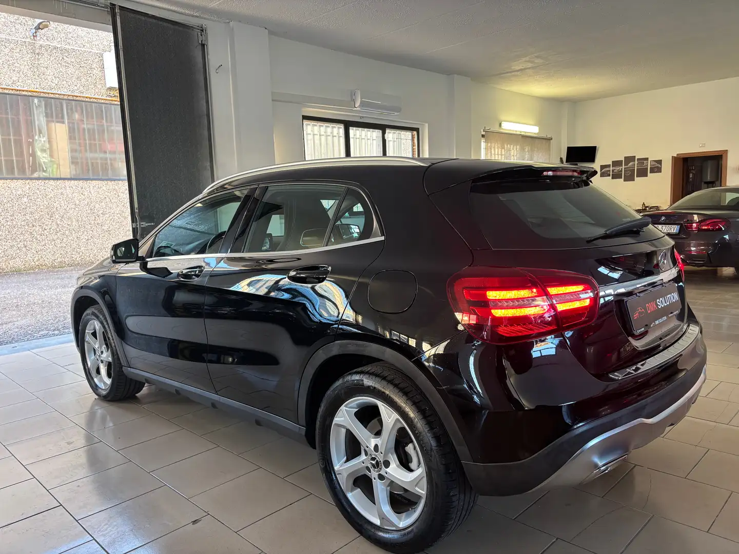 Mercedes-Benz GLA 180 Sport auto UNICO PROPIETARIO!! GARANTITA!! Zwart - 2
