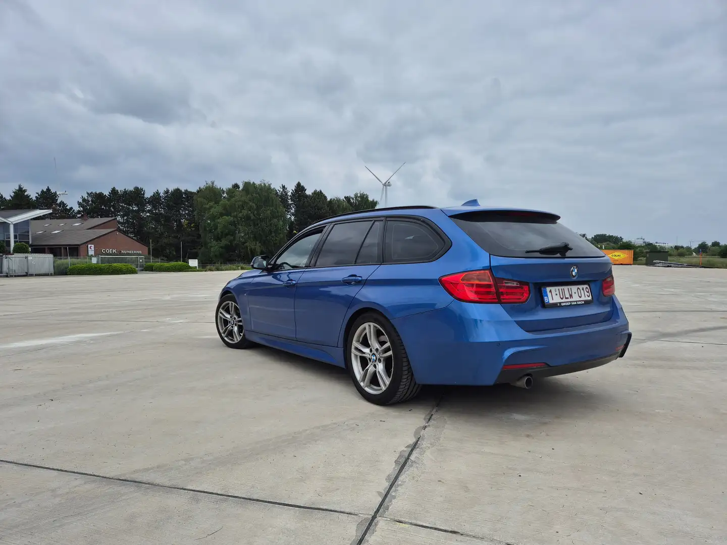 BMW 318 318d Touring Aut. Sport Line Blauw - 2