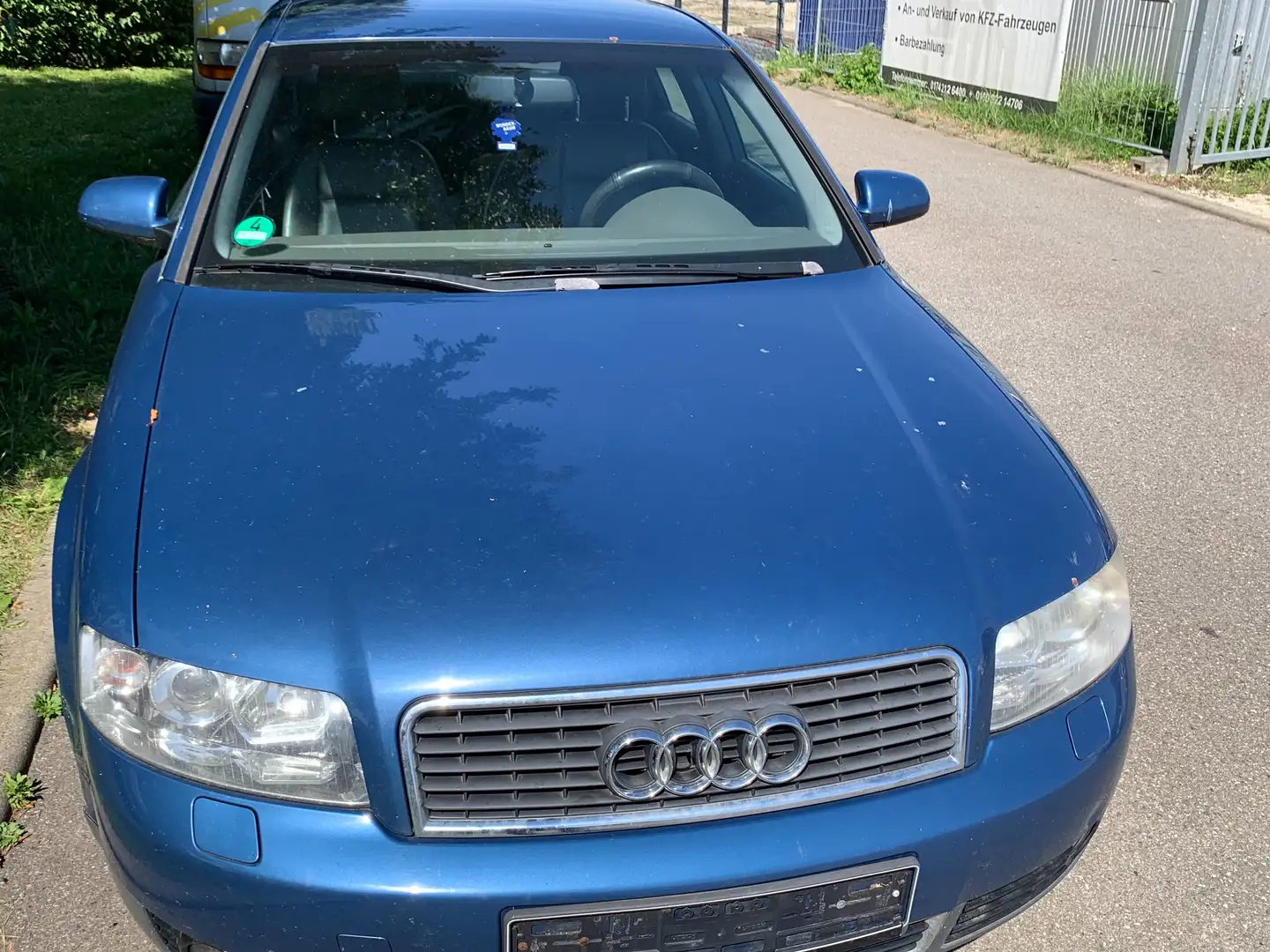 Audi A4 2.5 TDI (120kW) Lim. (8E) Blau - 1