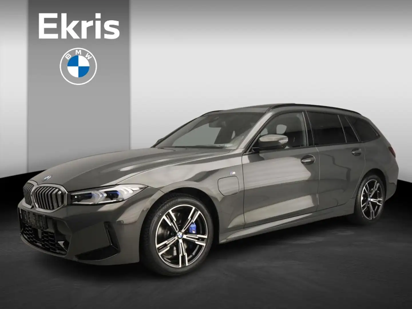 BMW 330 3 Serie Touring 330e | M-Sportpakket | LED | HUD | Grijs - 1