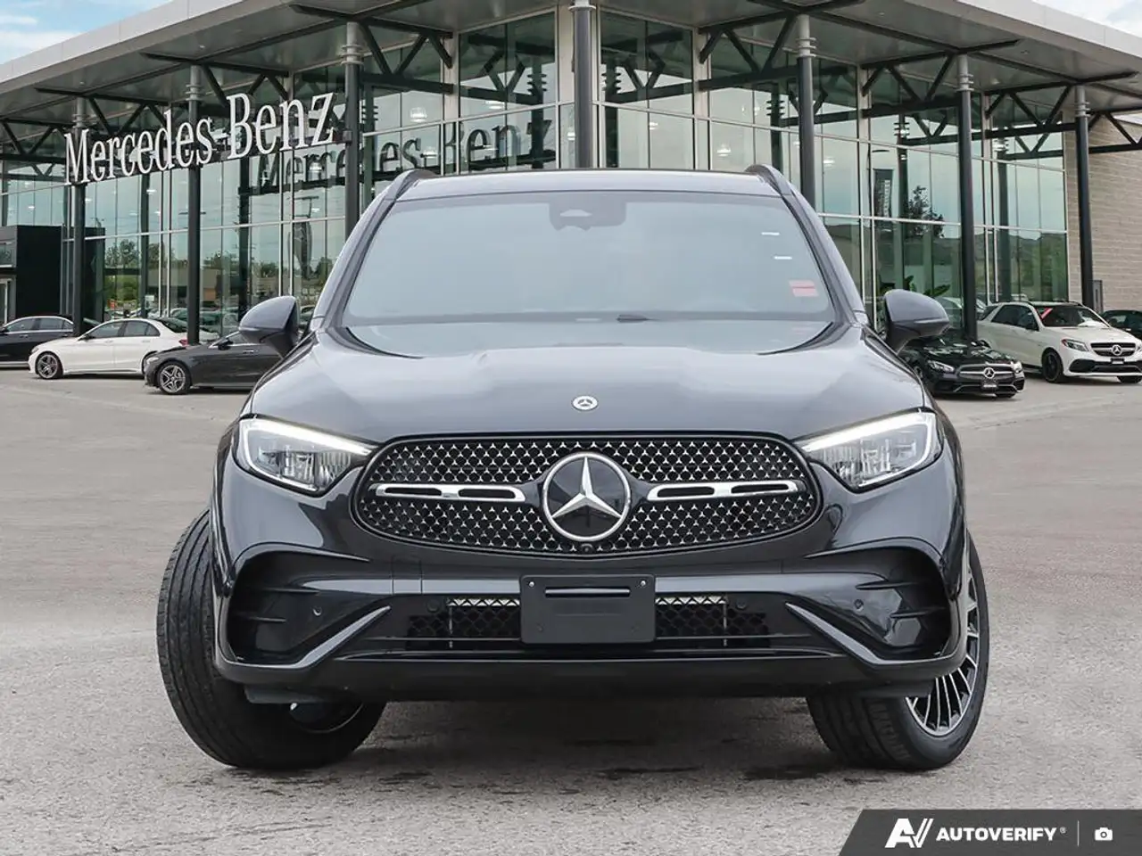 Mercedes-Benz GLC снимка Mercedes-Benz GLC