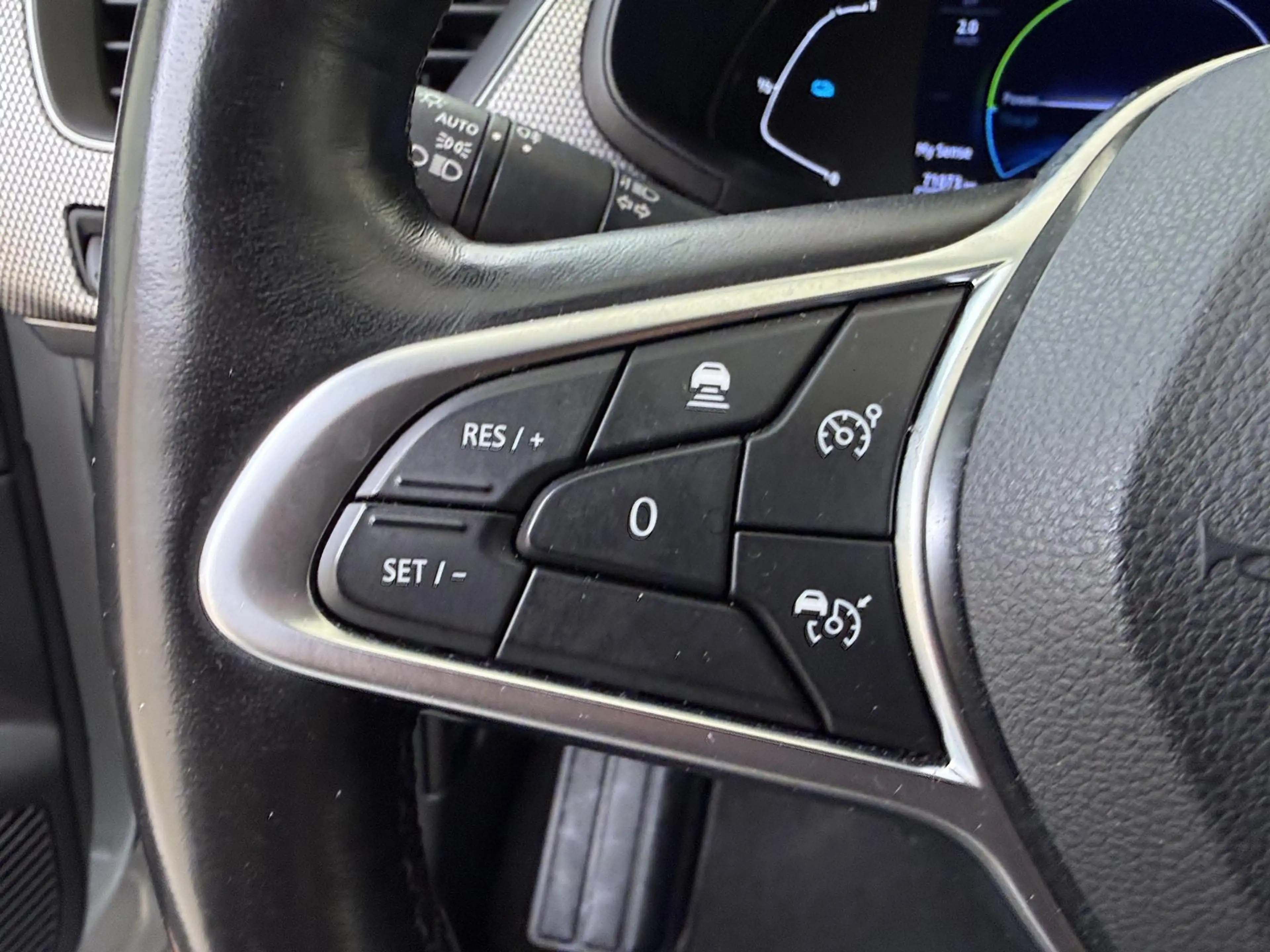 Renault Arkana 1.6 E-Tech Hybrid 145 Intens — photo 12