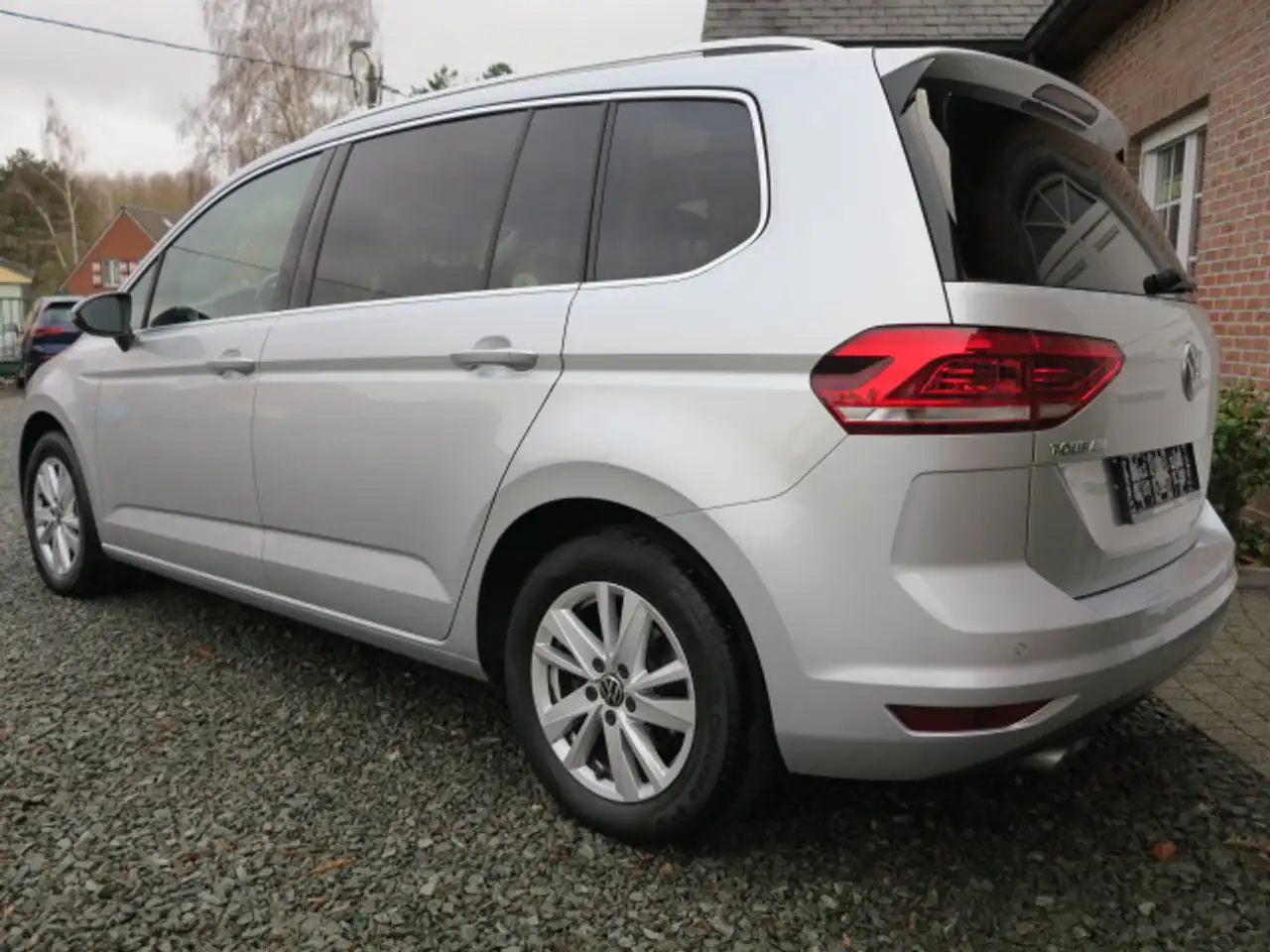 Volkswagen Touran 2.0 TDi Highline DSG +PANOR. DAK+PROMO!, миниатюра 3