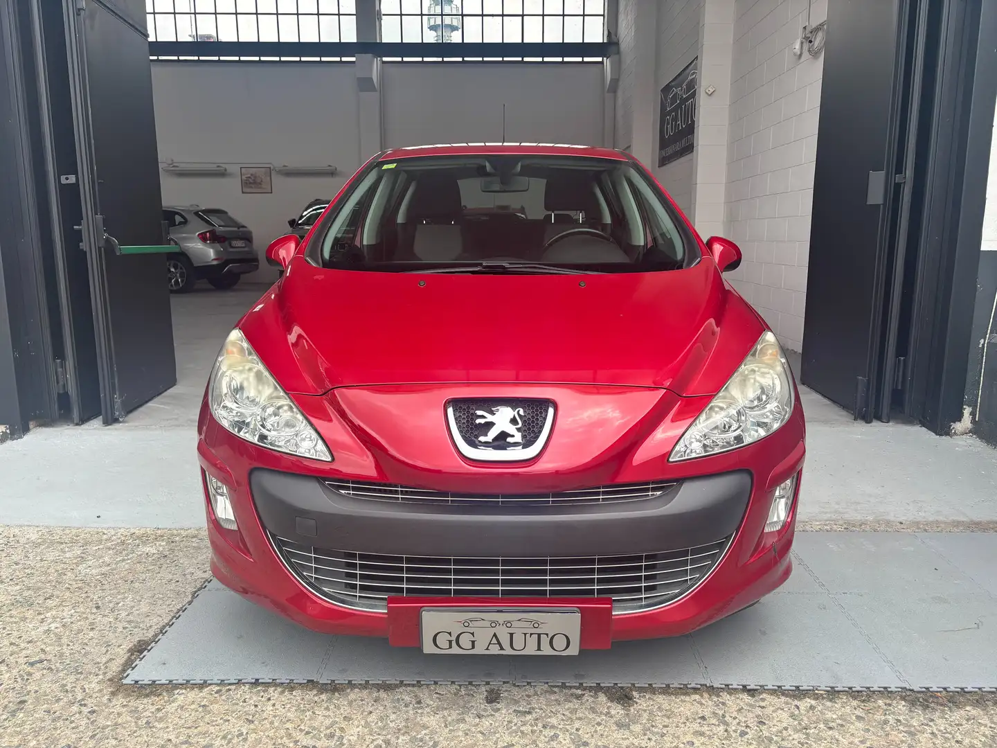 Peugeot 308 308 5p 1.6 hdi 8v Business 93cv Rosso - 2