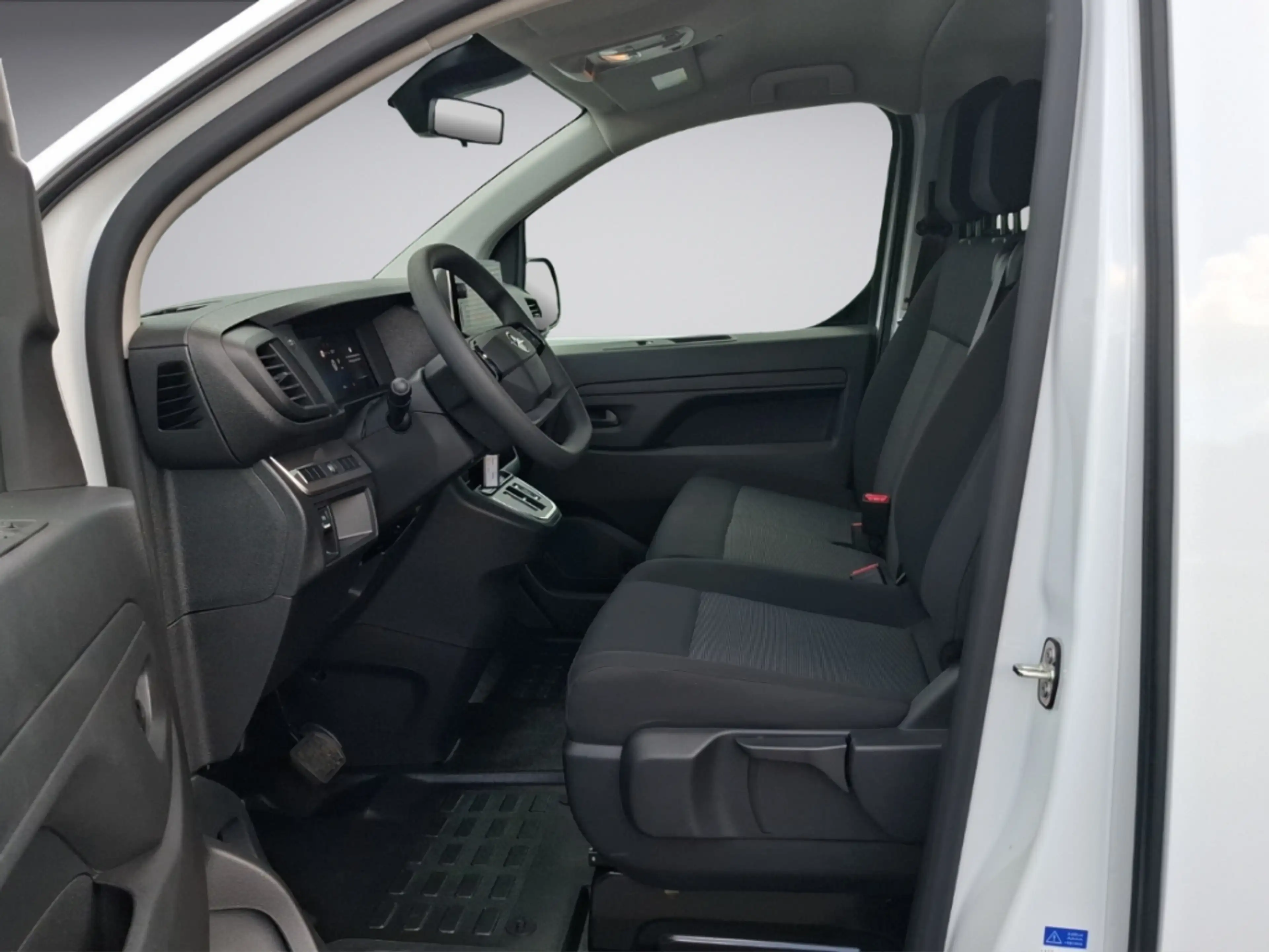 Opel Vivaro Kombi 2.2 Diesel 180 PS 8 AT LED 9 Sitze Navi Touc — photo 10