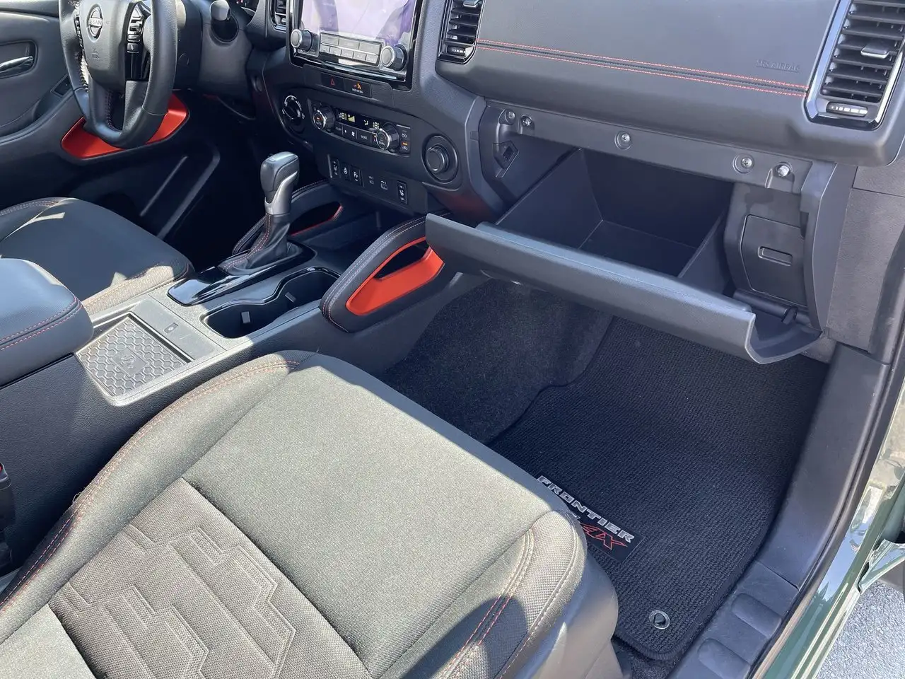 Nissan Frontier photo Nissan Frontier