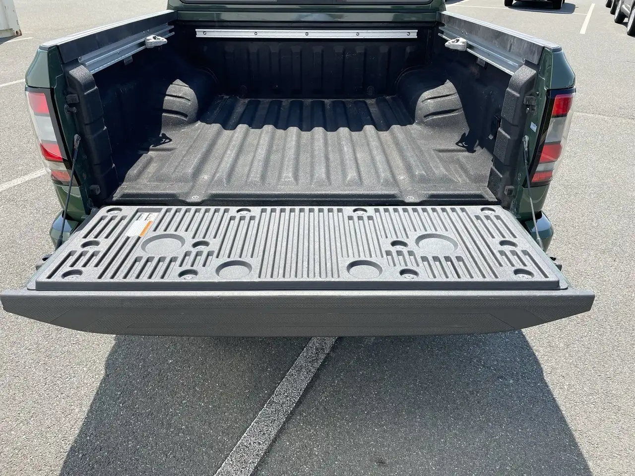 Nissan Frontier photo Nissan Frontier