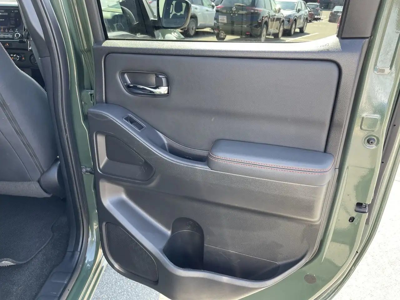 Nissan Frontier photo Nissan Frontier