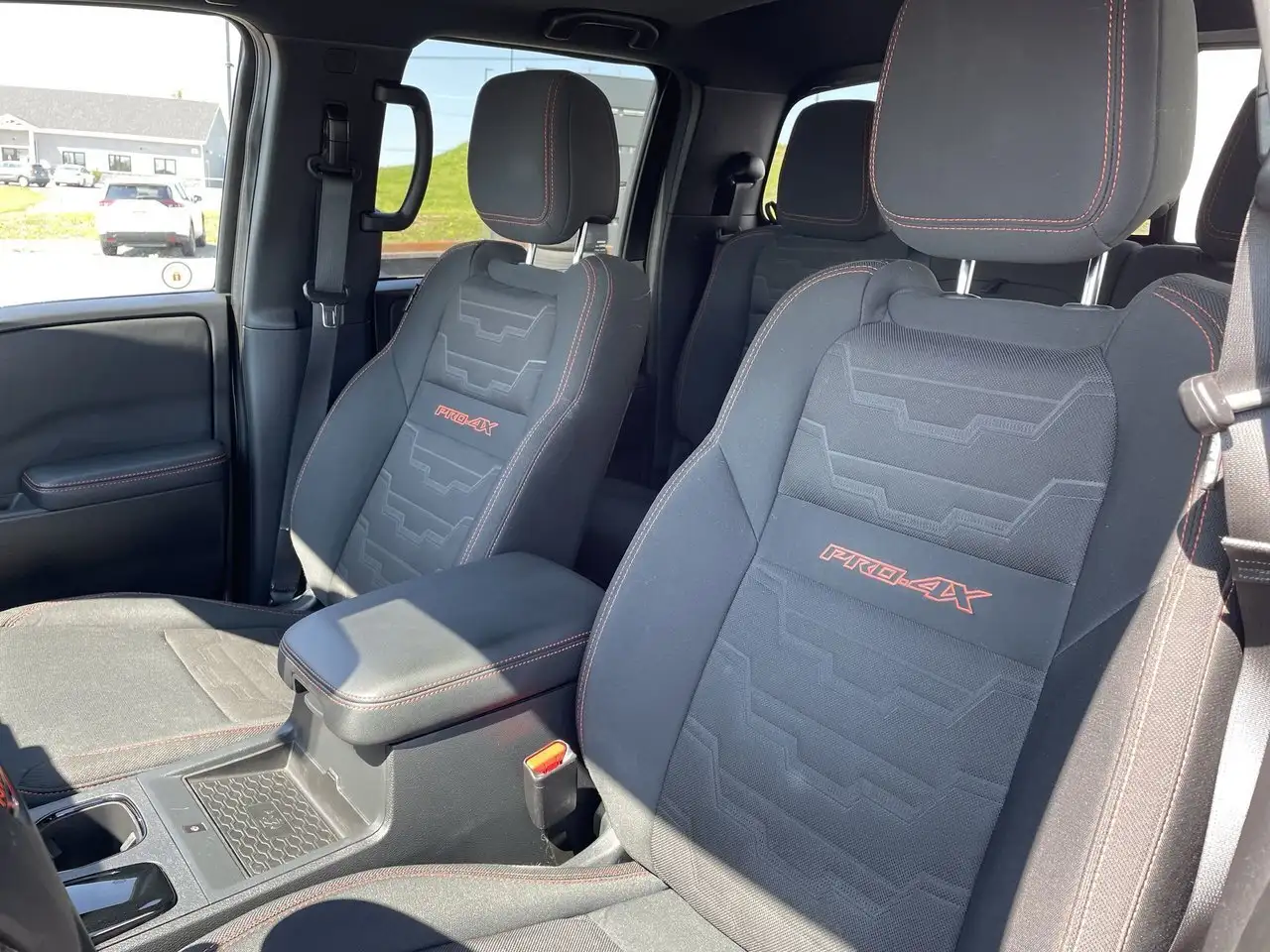 Nissan Frontier photo Nissan Frontier