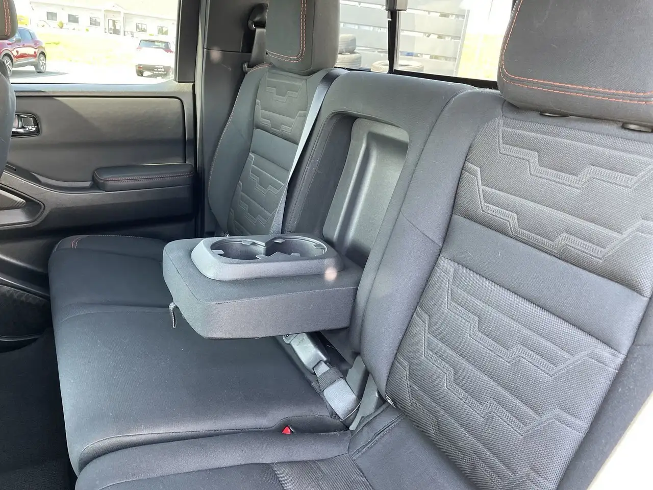 Nissan Frontier photo Nissan Frontier