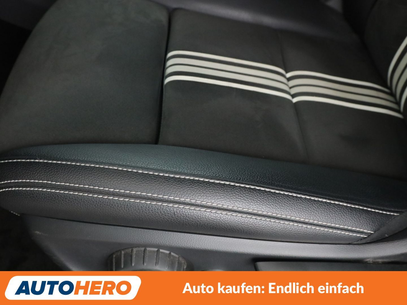 Mercedes-Benz A 180 A 180 BlueEfficiency AMG Sport Aut. *LED*NAVI* — photo 28