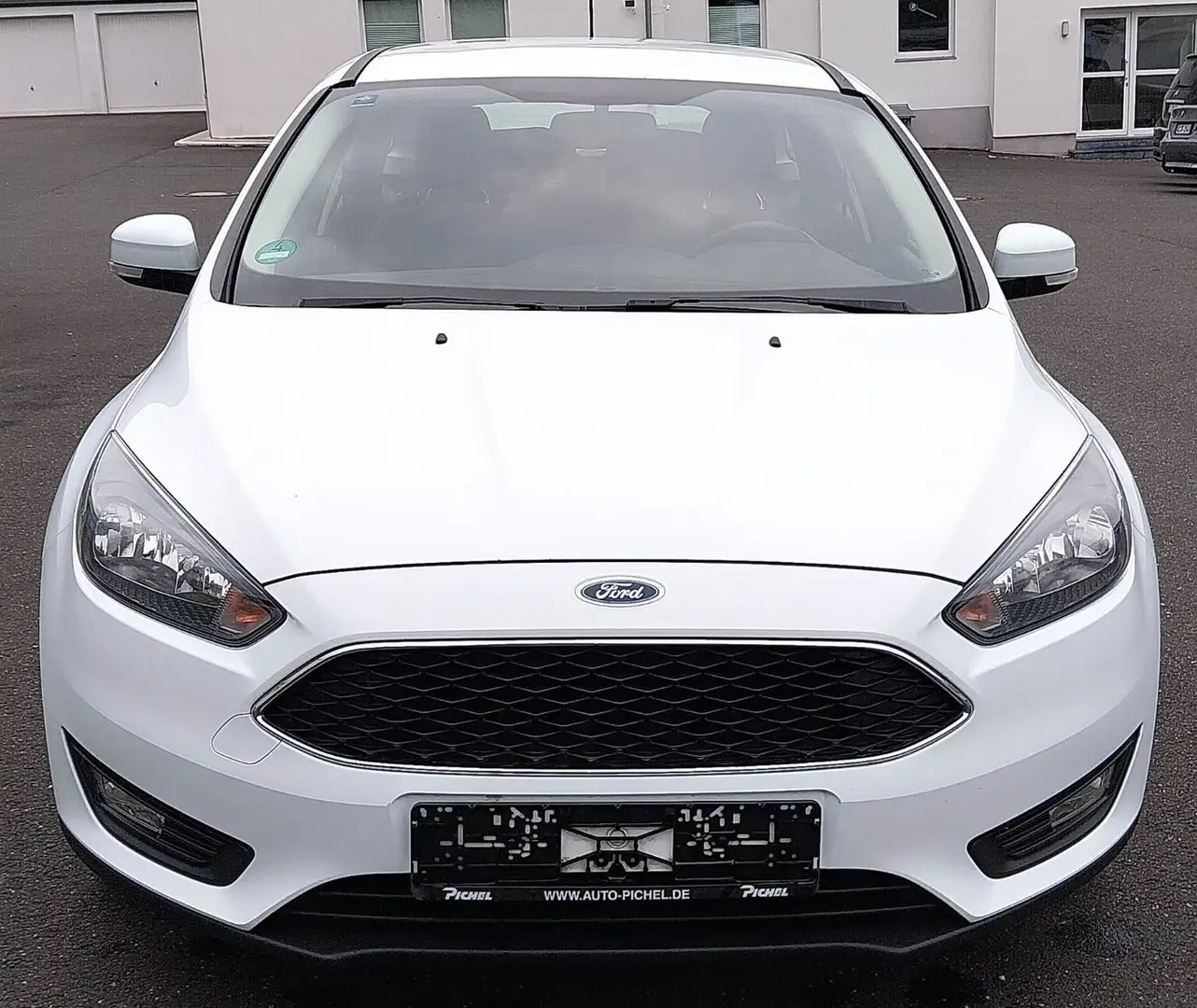 Ford Focus Turnier Cool & Connect Weiß - 2