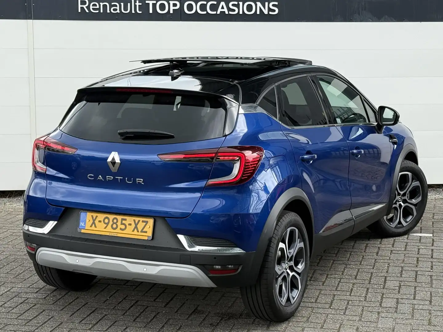 Renault Captur 1.0 TCe 90 techno (Hoge instap) Panoramadak | Bose Blauw - 2