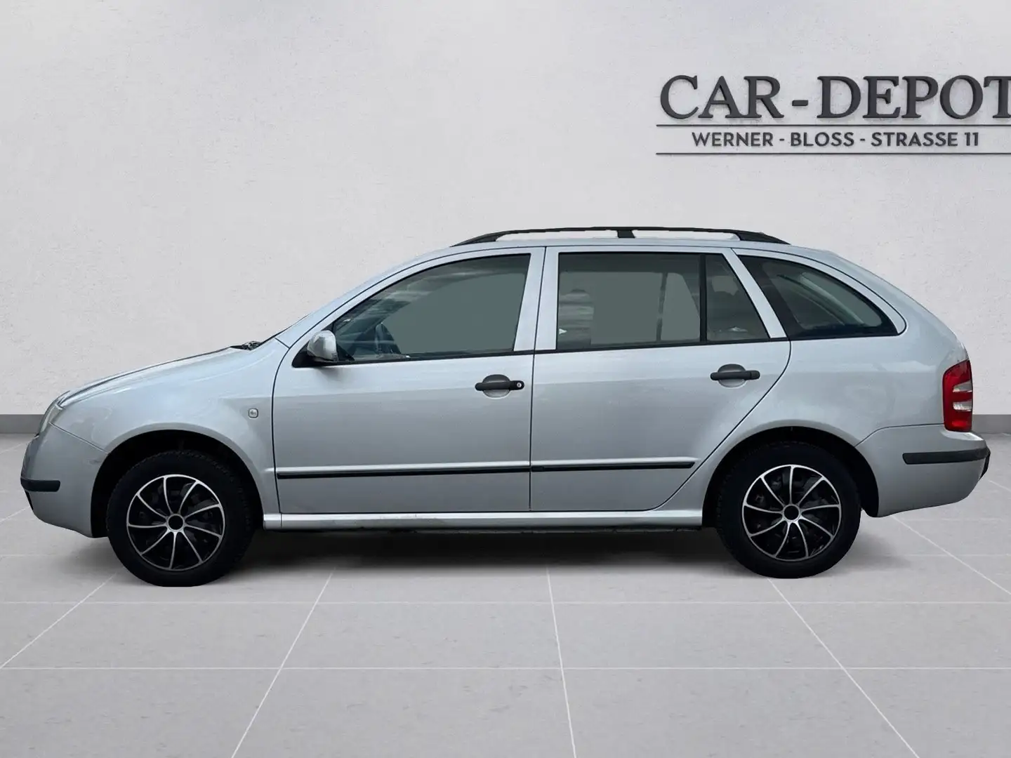 Skoda Fabia 1.4 16V Elegance Combi*KLIMA*AHK*E-PAKET* Argent - 2