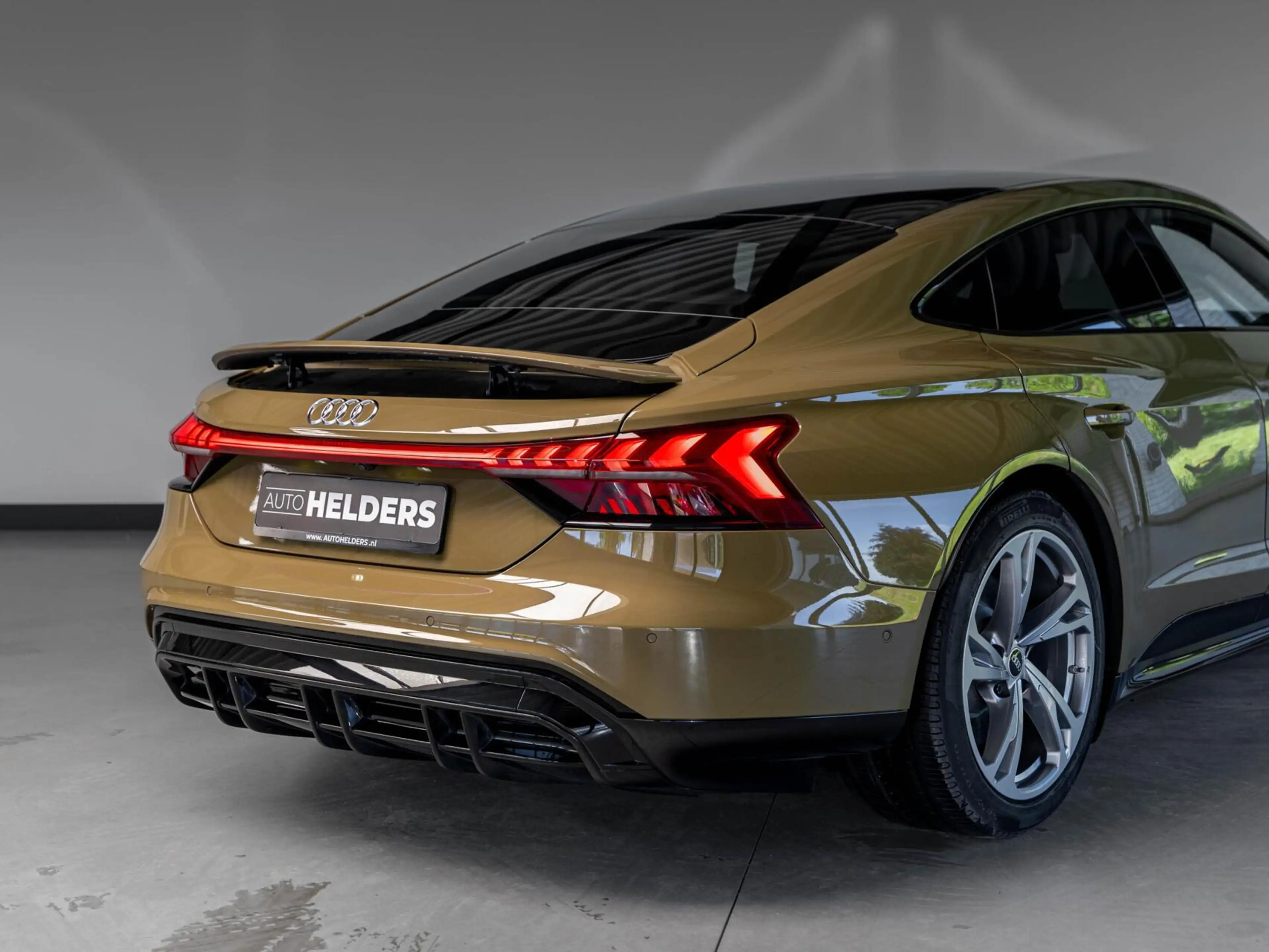Audi e-tron GT GT 93 kWh B&O Panodak 21' — photo 48