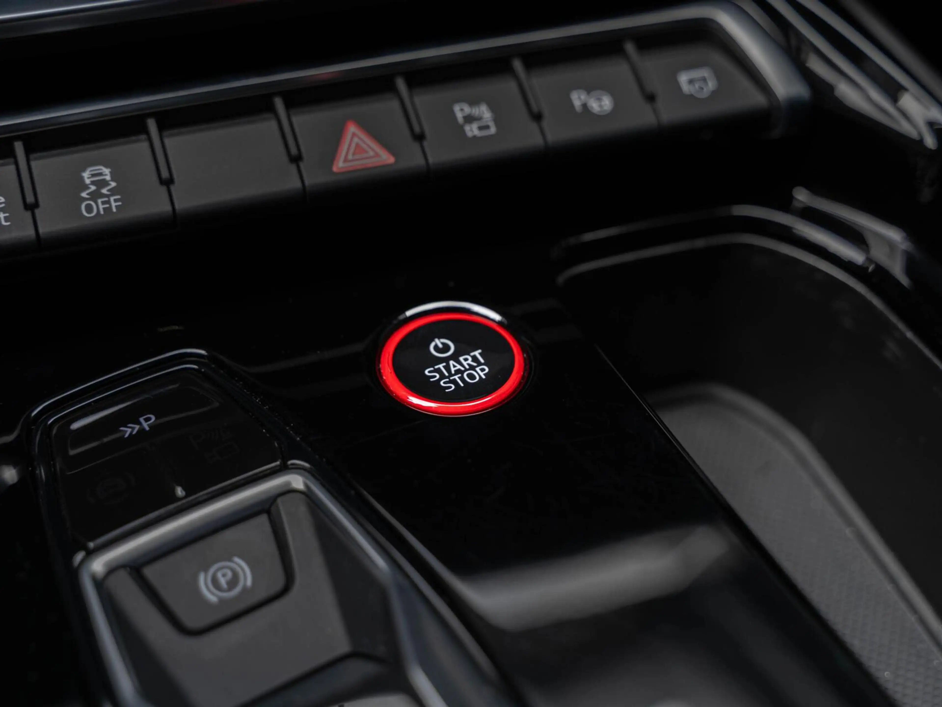 Audi e-tron GT GT 93 kWh B&O Panodak 21' — photo 18