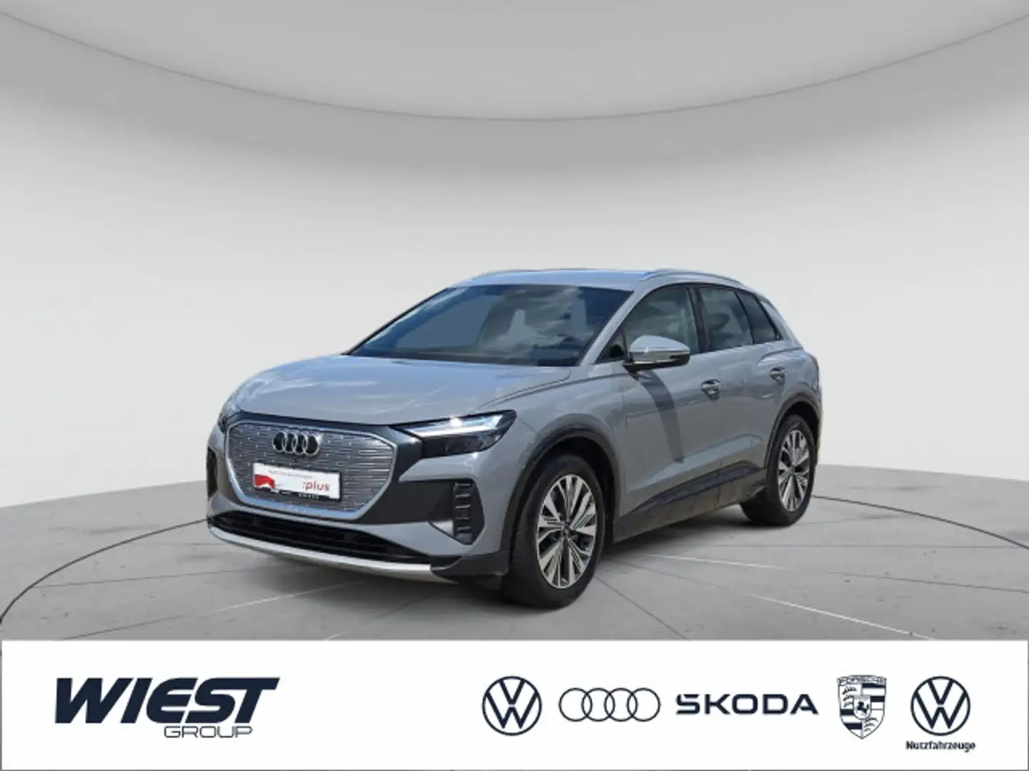 Audi Q4 e-tron 45 qu. 195 kW, VIRTUAL/SONOS/NAVI/KAM/ Grau - 1