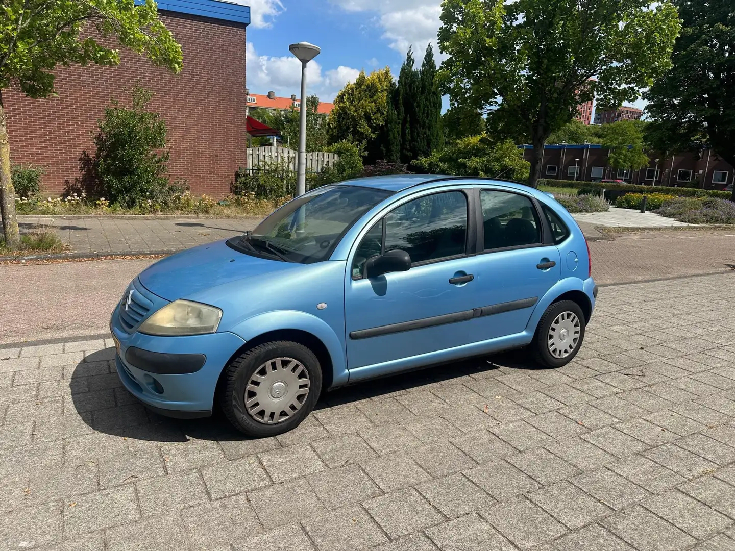 Citroen C3 1.4i Ligne Prestige 5drs Blauw - 1