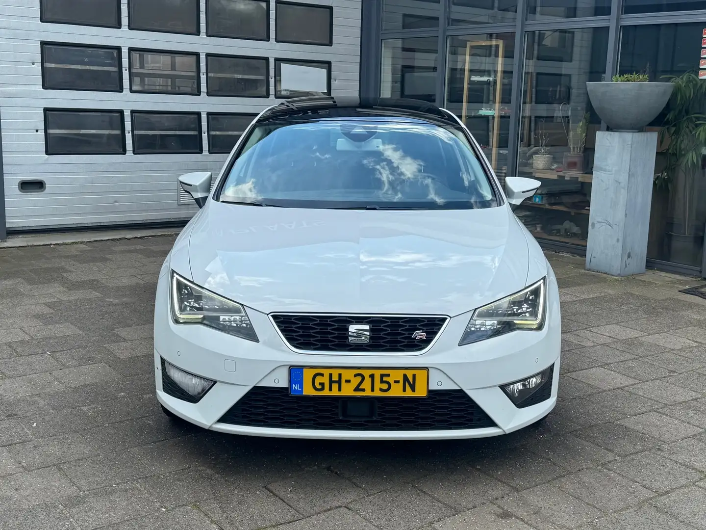 SEAT Leon 1.4 TSI ACT FR Dynamic | Pano | Clima | Cruise | N Wit - 2