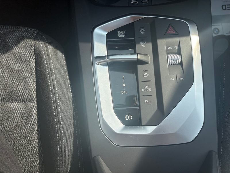 BMW 120 d DAB LED Panoramadach Driving Ass.  AHK — photo 12
