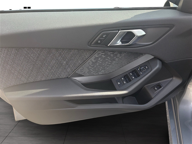 BMW 120 d DAB LED Panoramadach Driving Ass.  AHK — photo 8