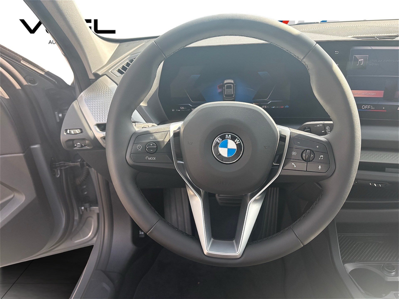 BMW 120 d DAB LED Panoramadach Driving Ass.  AHK — photo 9