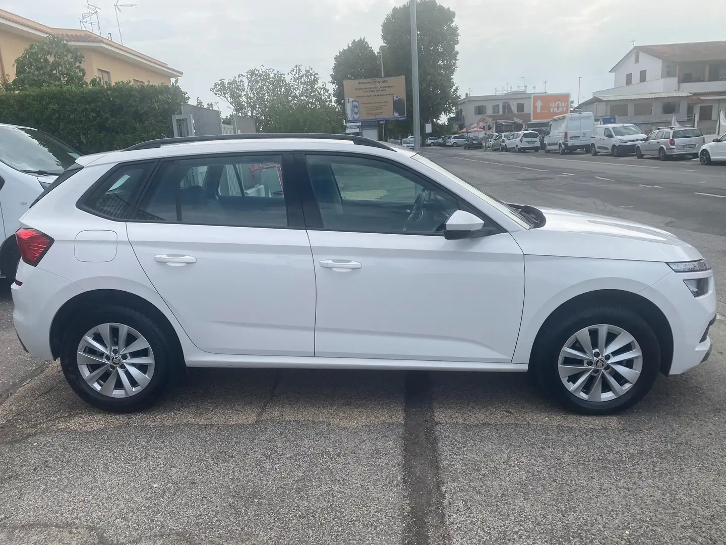 Skoda Kamiq 1.0 TSi 95cv Ambition - PREZZO REALE! Bianco - 2