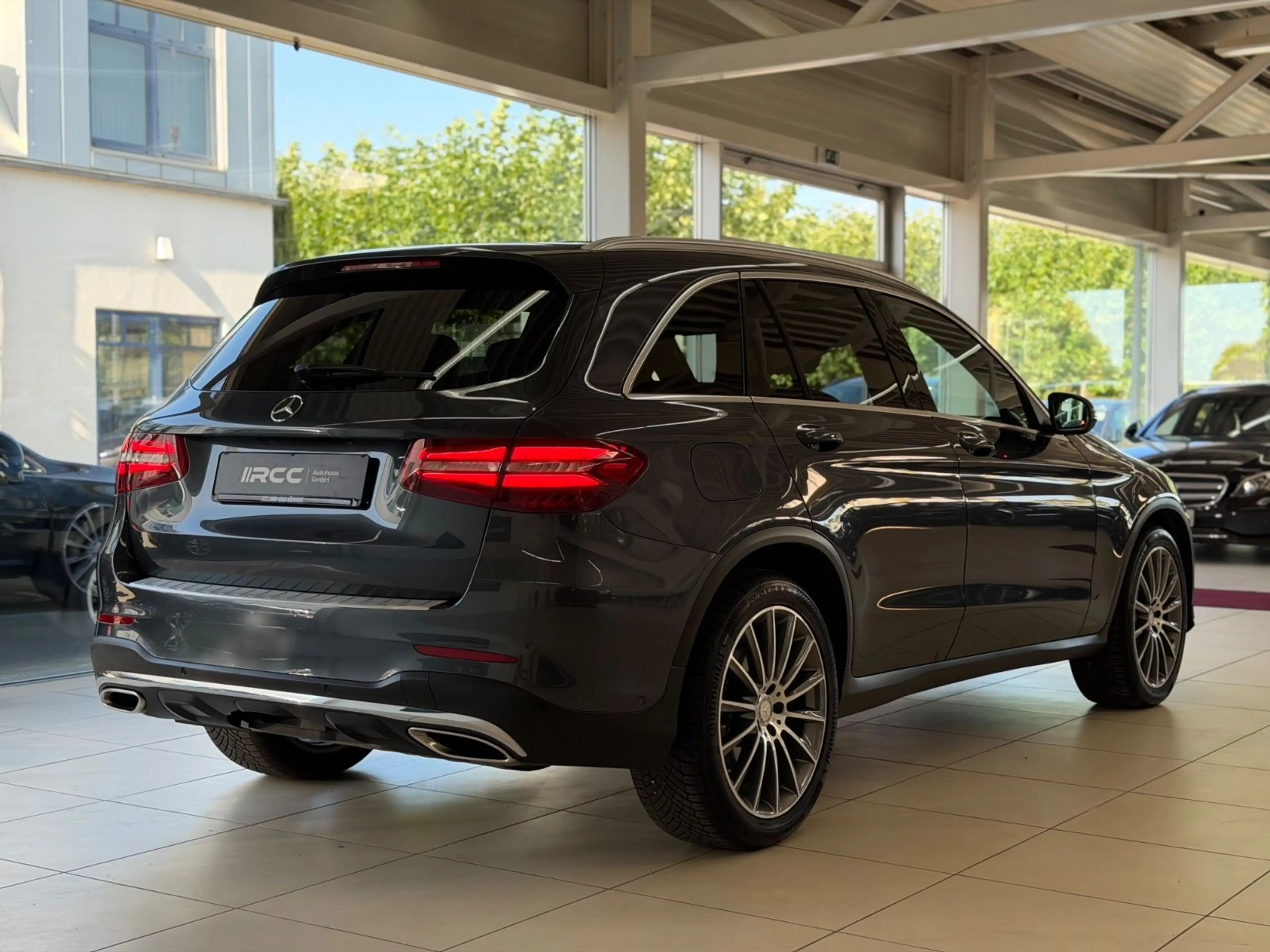 Mercedes-Benz GLC 250 4Matic AMG Pano AHK Memory — photo 6