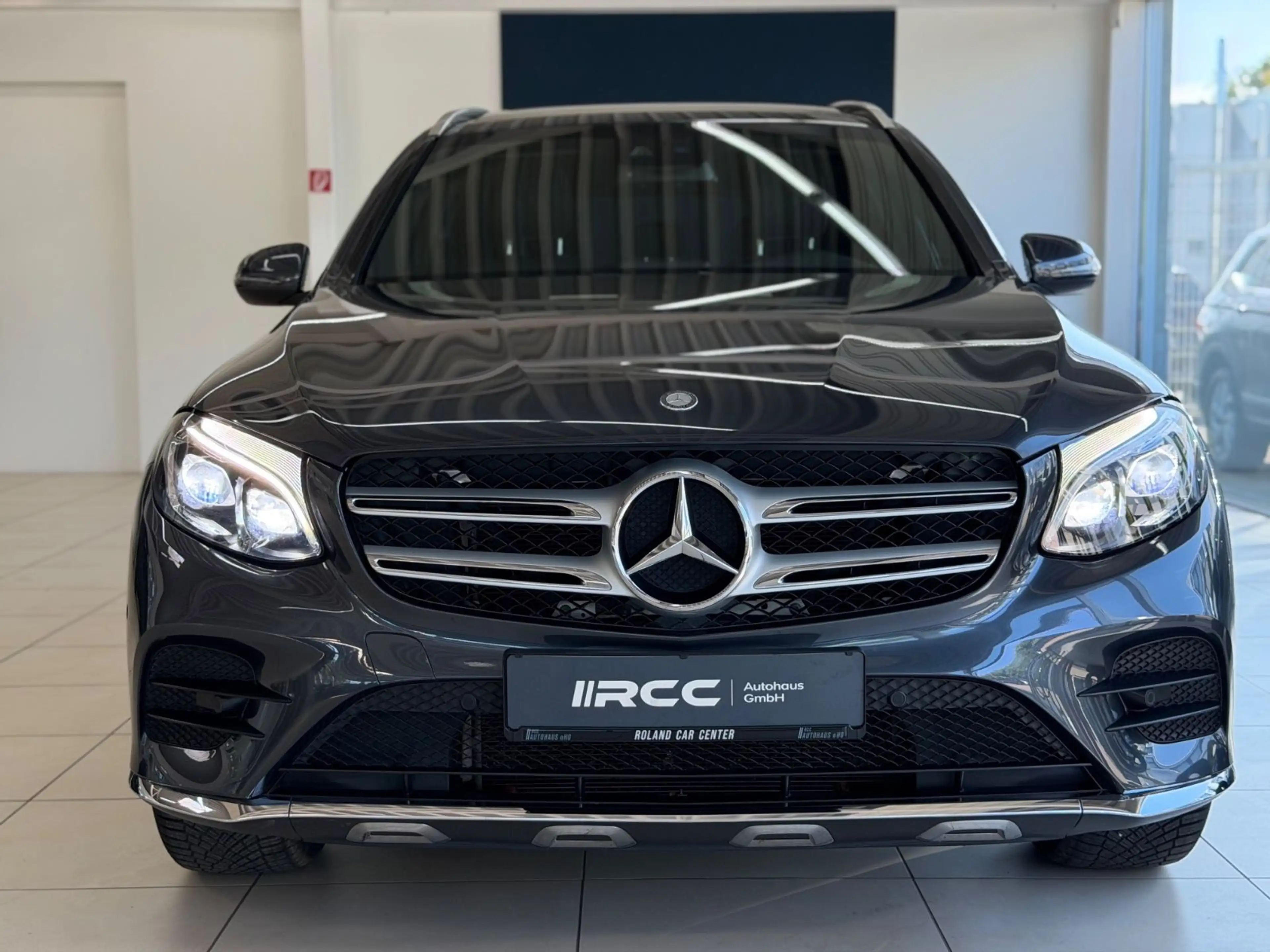 Mercedes-Benz GLC 250 4Matic AMG Pano AHK Memory — photo 3