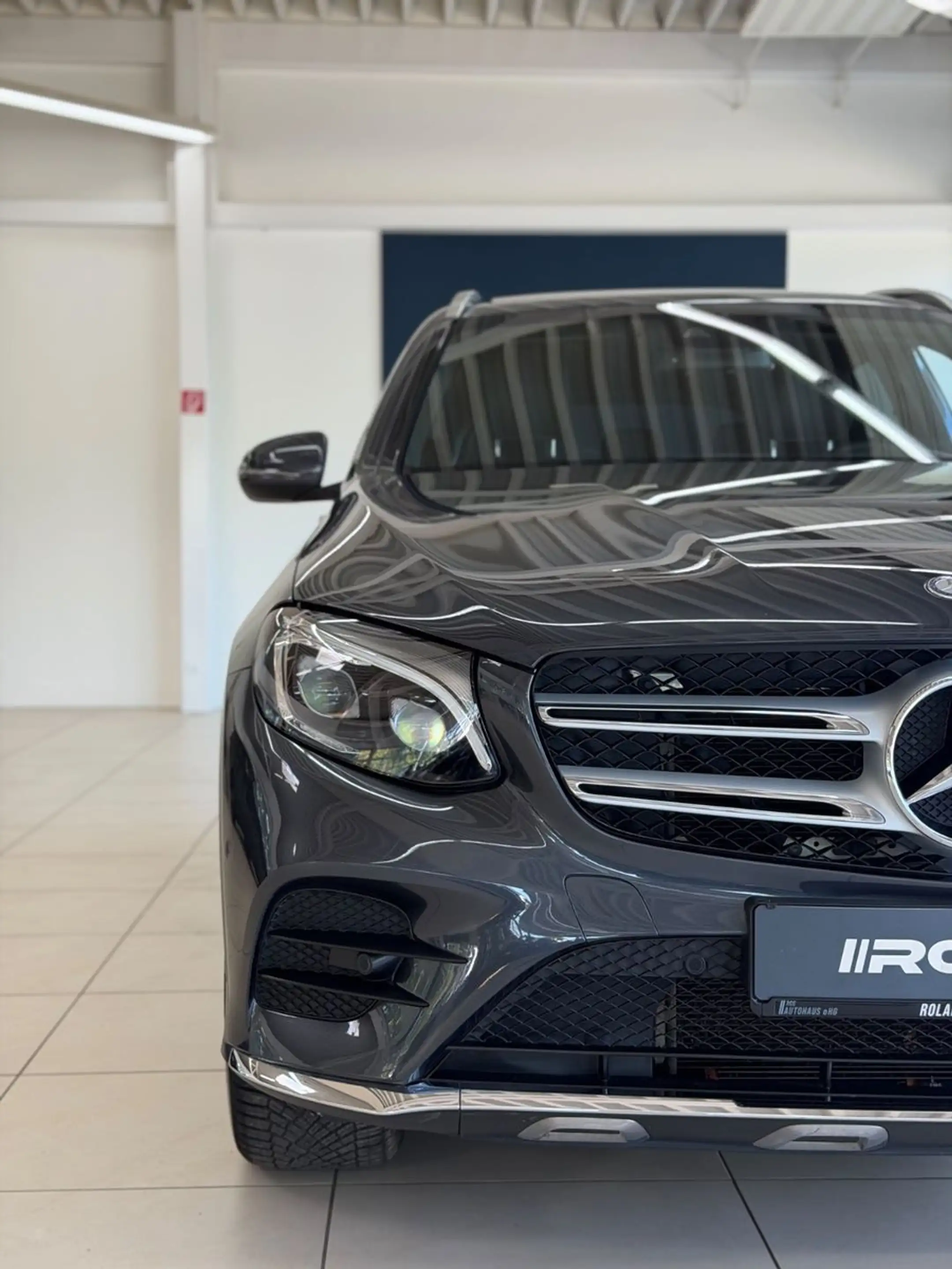 Mercedes-Benz GLC 250 4Matic AMG Pano AHK Memory — photo 11