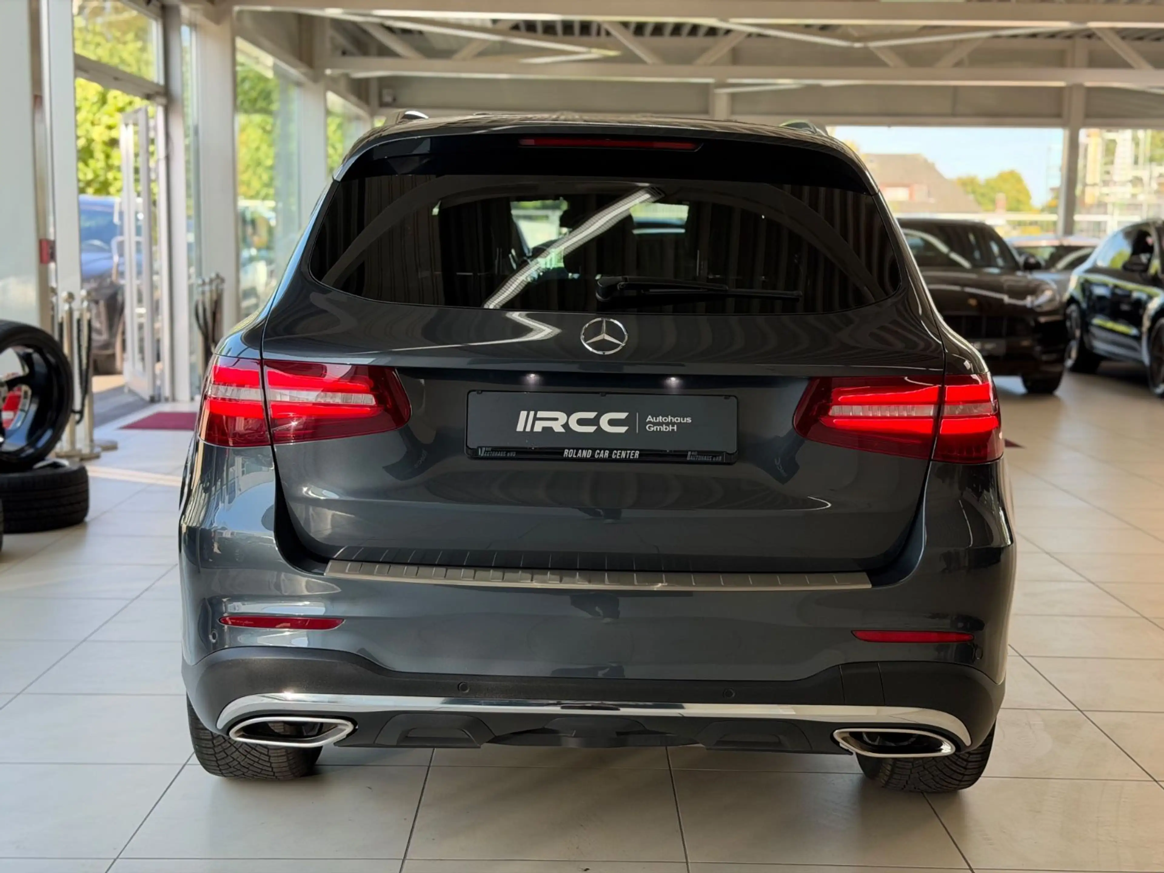 Mercedes-Benz GLC 250 4Matic AMG Pano AHK Memory — photo 7