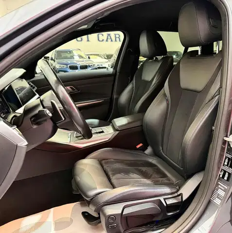 BMW 3 Series view 13