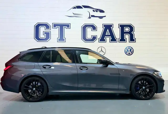 BMW 3 Series view 5