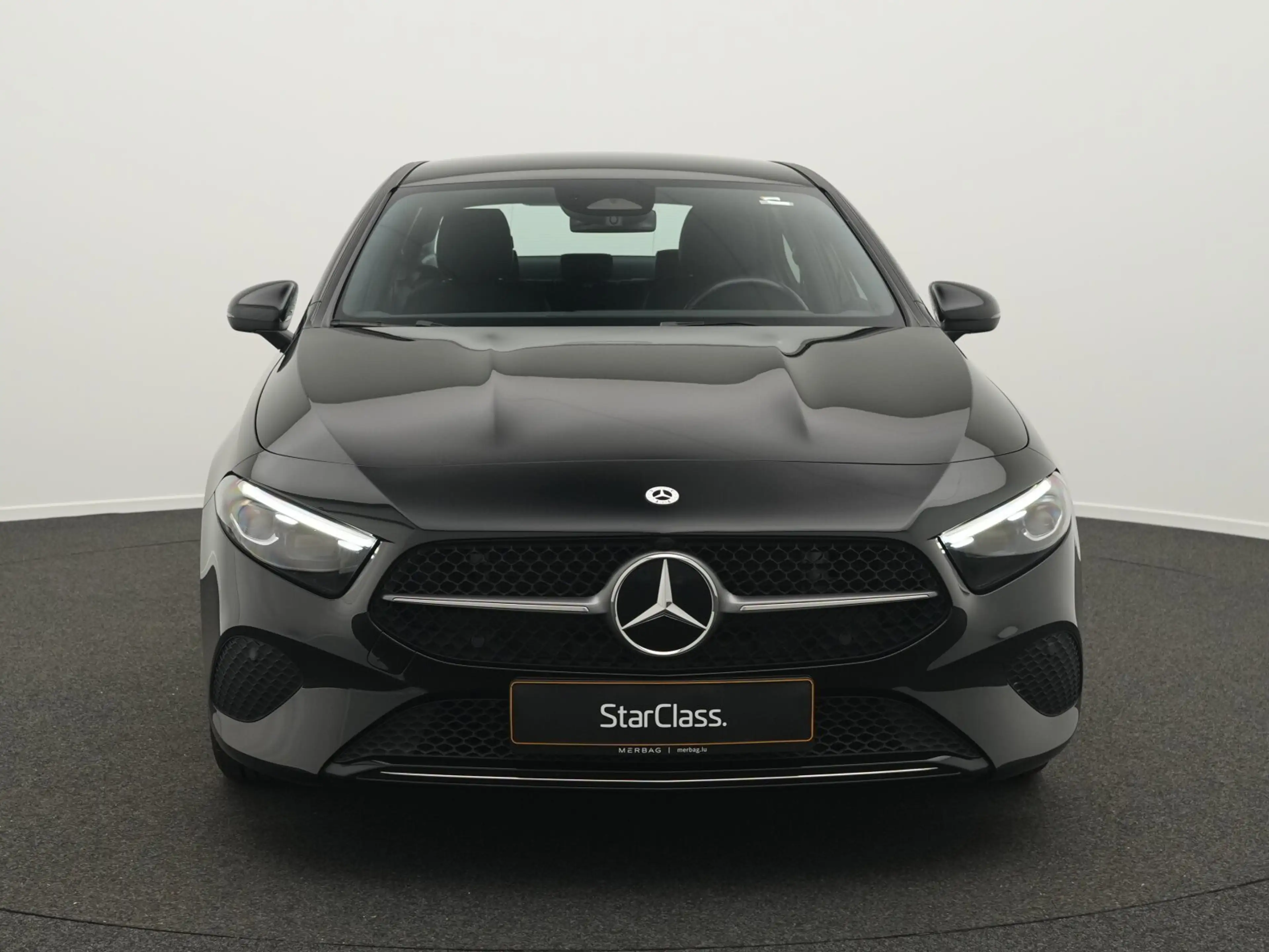 Mercedes-Benz A 200 A 200 Progressive-Line Limousine  Navi/Autom./LED — photo 2