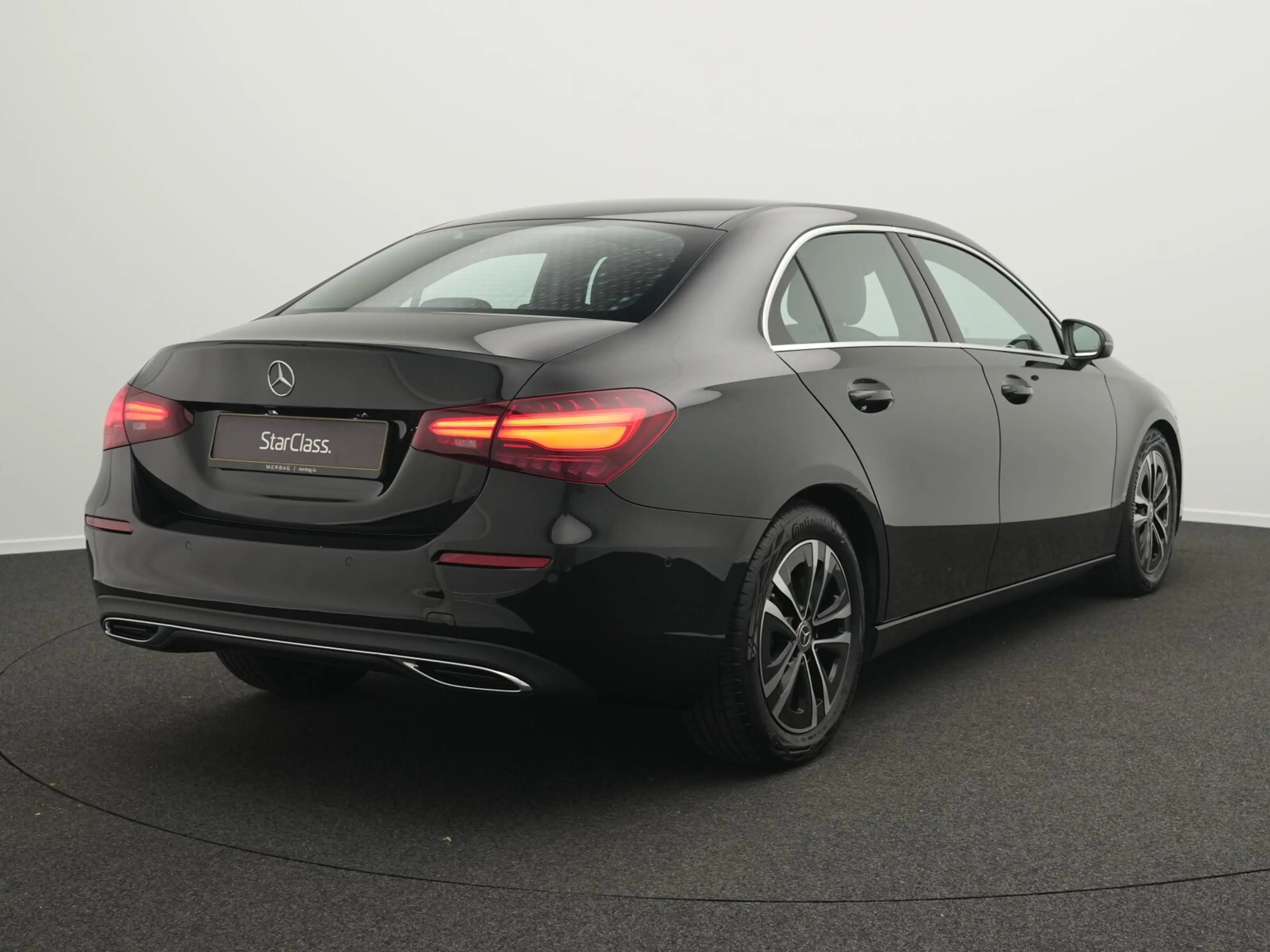 Mercedes-Benz A 200 A 200 Progressive-Line Limousine  Navi/Autom./LED — photo 3
