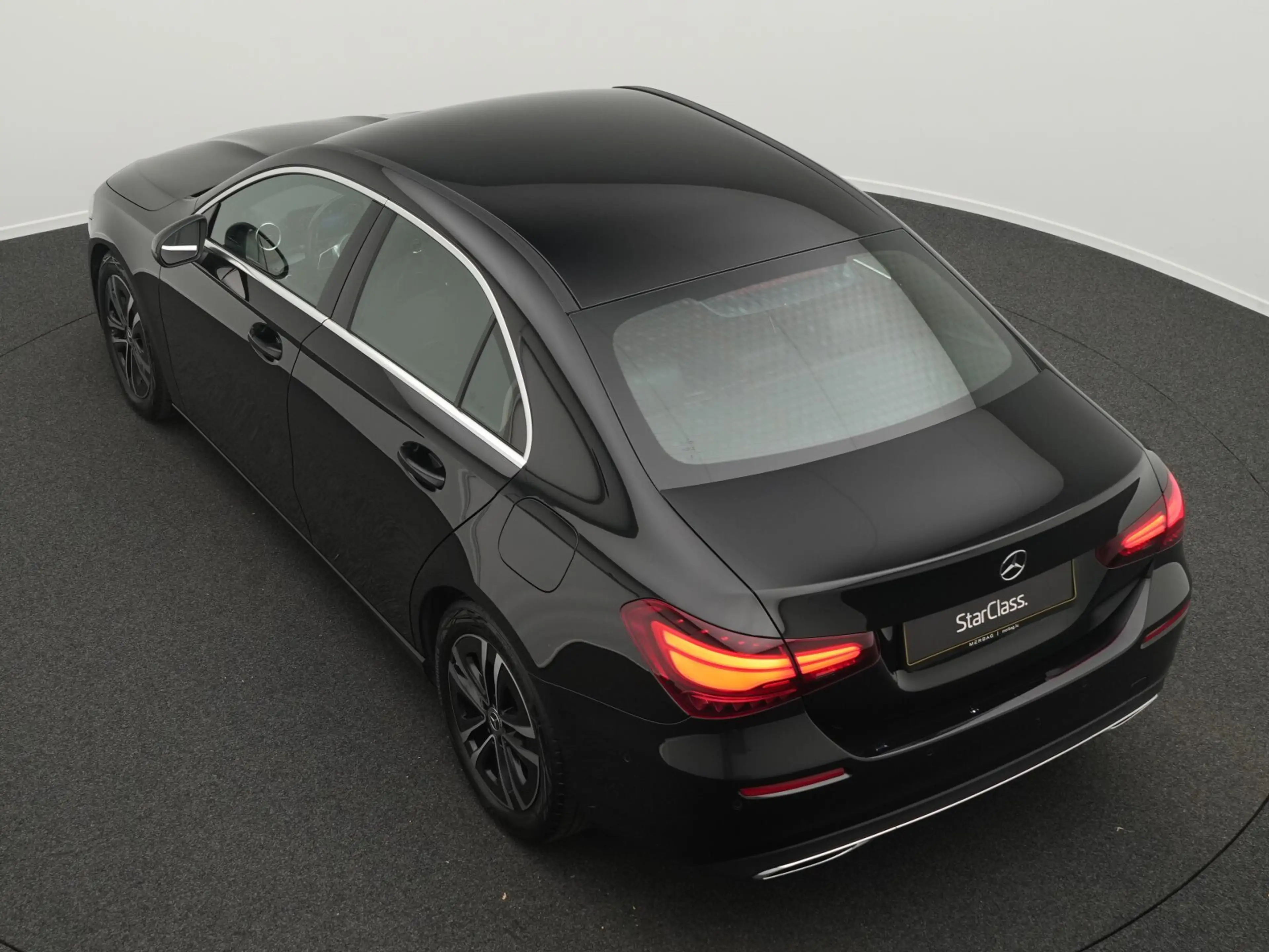 Mercedes-Benz A 200 A 200 Progressive-Line Limousine  Navi/Autom./LED — photo 13