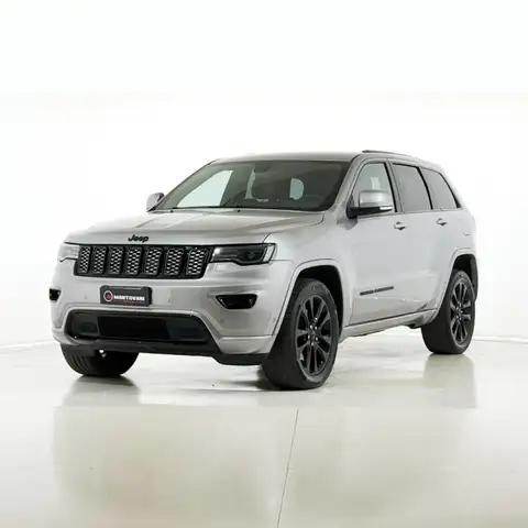 Jeep Grand Cherokee 3.0 V6 CRD 184kW Night Eagle