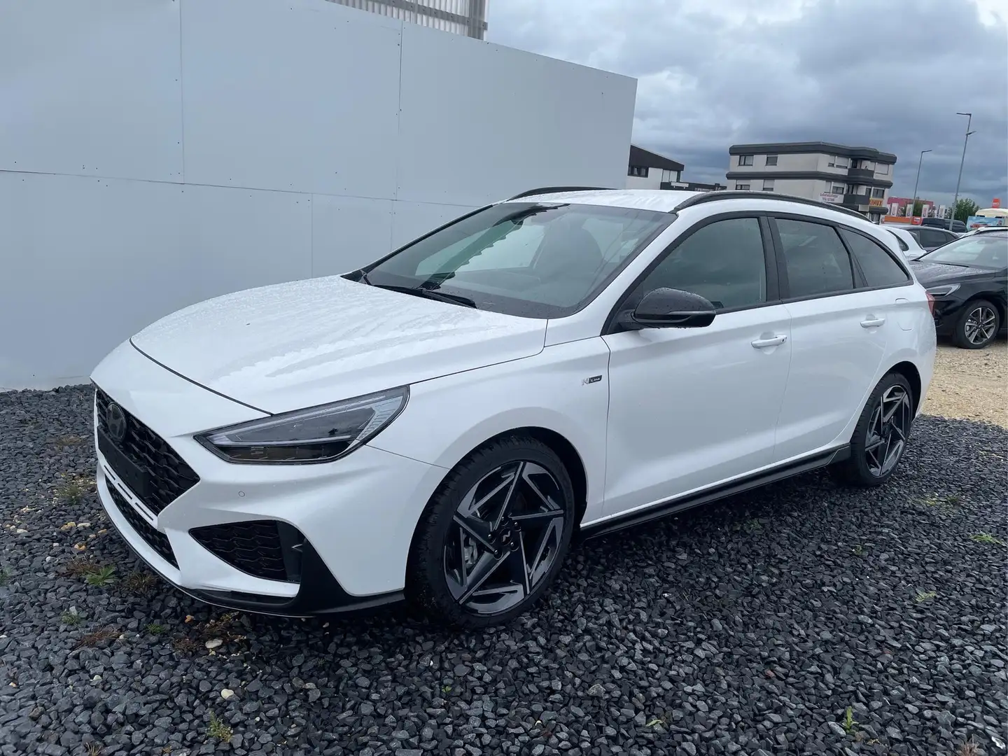 Hyundai i30 Kombi IMPRESSION N-LINE DCT ACC NAVI RFK WP 1.5... White - 1